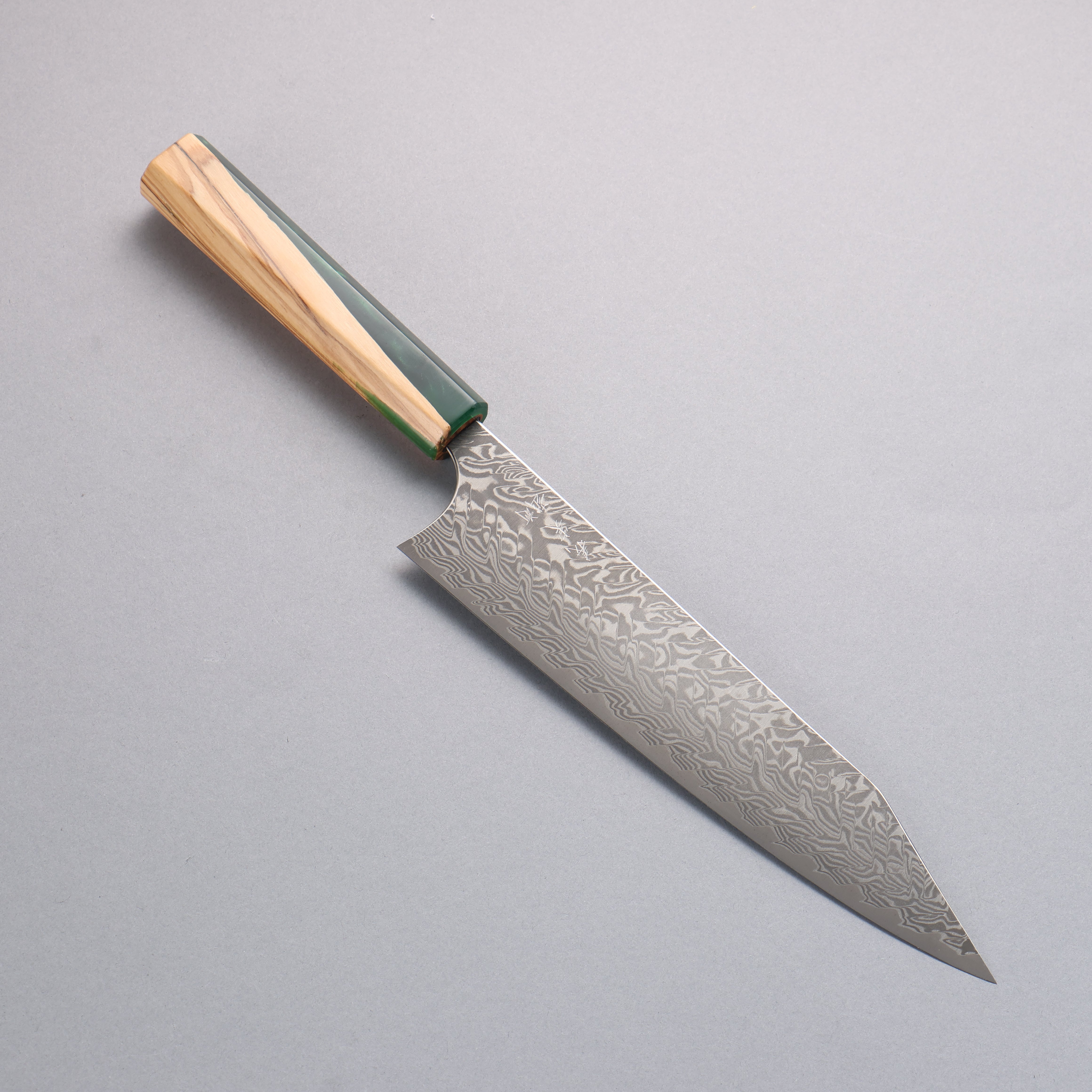 Yoshimi Kato SG2 Black Damascus Kiritsuke Gyuto 210mm Olive Tree and Green Resin Handle - Seisuke Knife