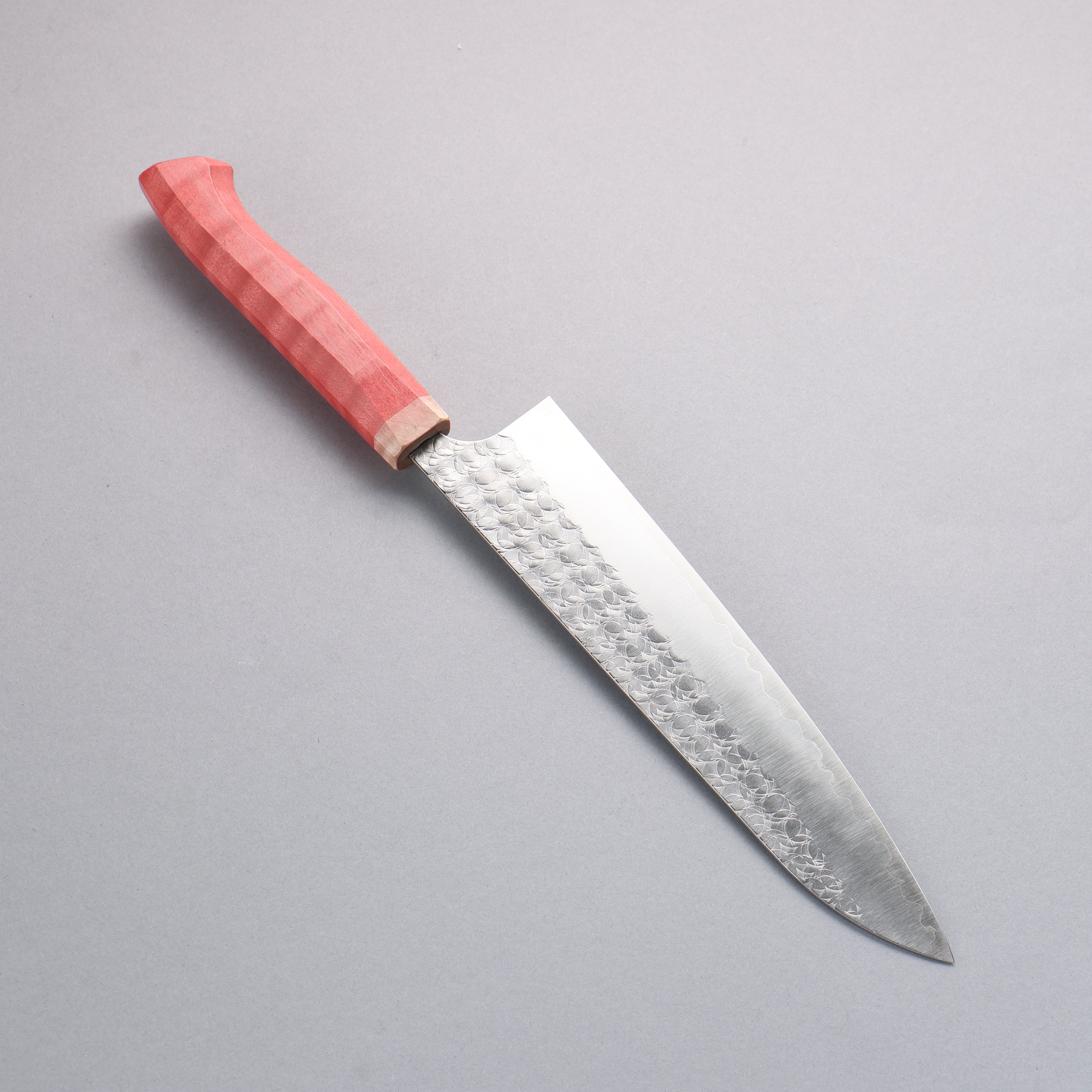 Yoshimi Kato Minamo SG2 Hammered Gyuto 210mm Red Western-Style Handle - Seisuke Knife