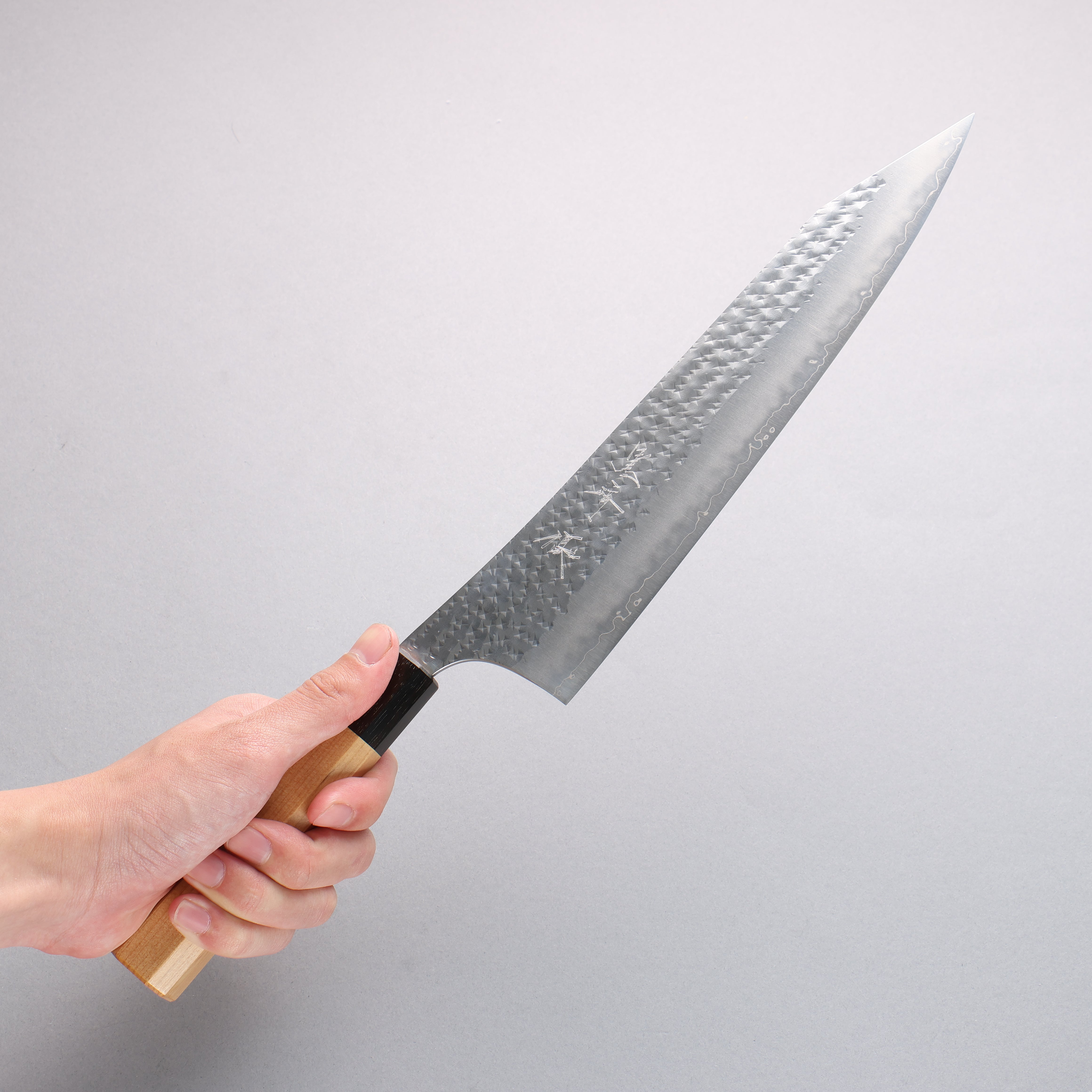 Yu Kurosaki Senko Ei SG2 Hammered Gyuto 240mm Aomori Hiba���(Ferrule: Brown) Handle - Seisuke Knife