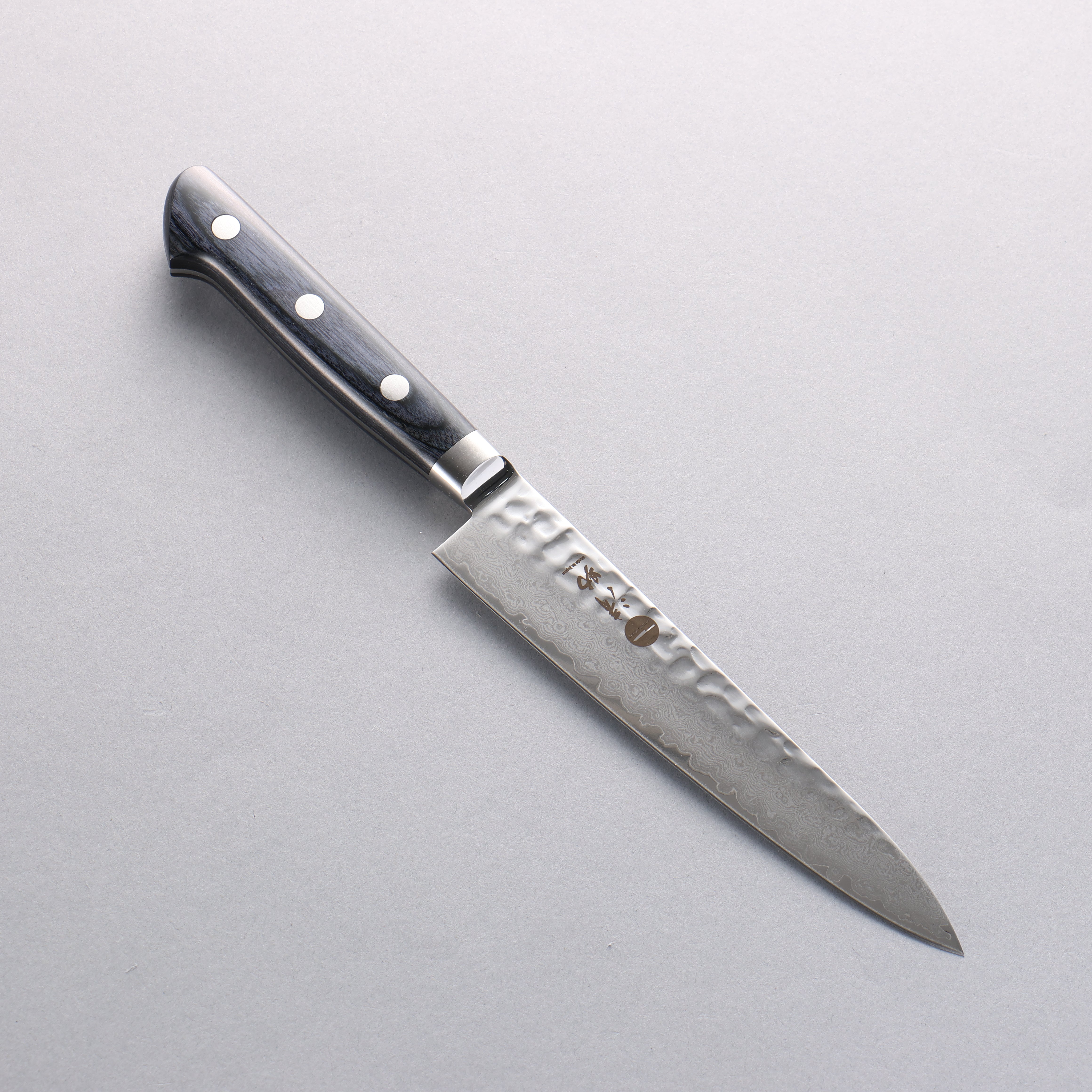 Seisuke VG10 33 Layer Hammered Petty-Utility 150mm Navy blue Pakka wood Handle - Seisuke Knife