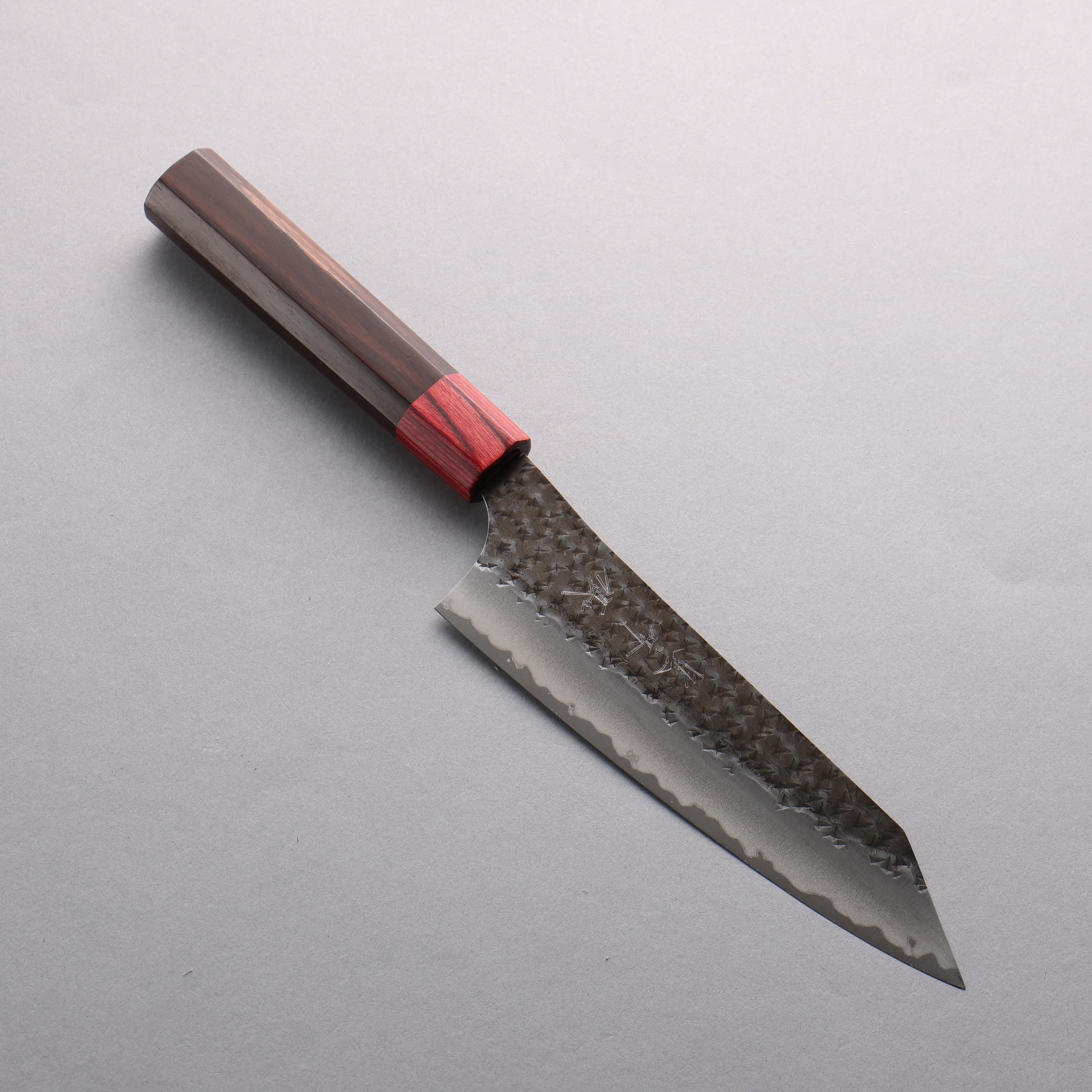 Yu Kurosaki Senko Ei Blue Super Hammered Kurouchi Bunka 170mm Shitan & Red Pakkawood Handle - Seisuke Knife