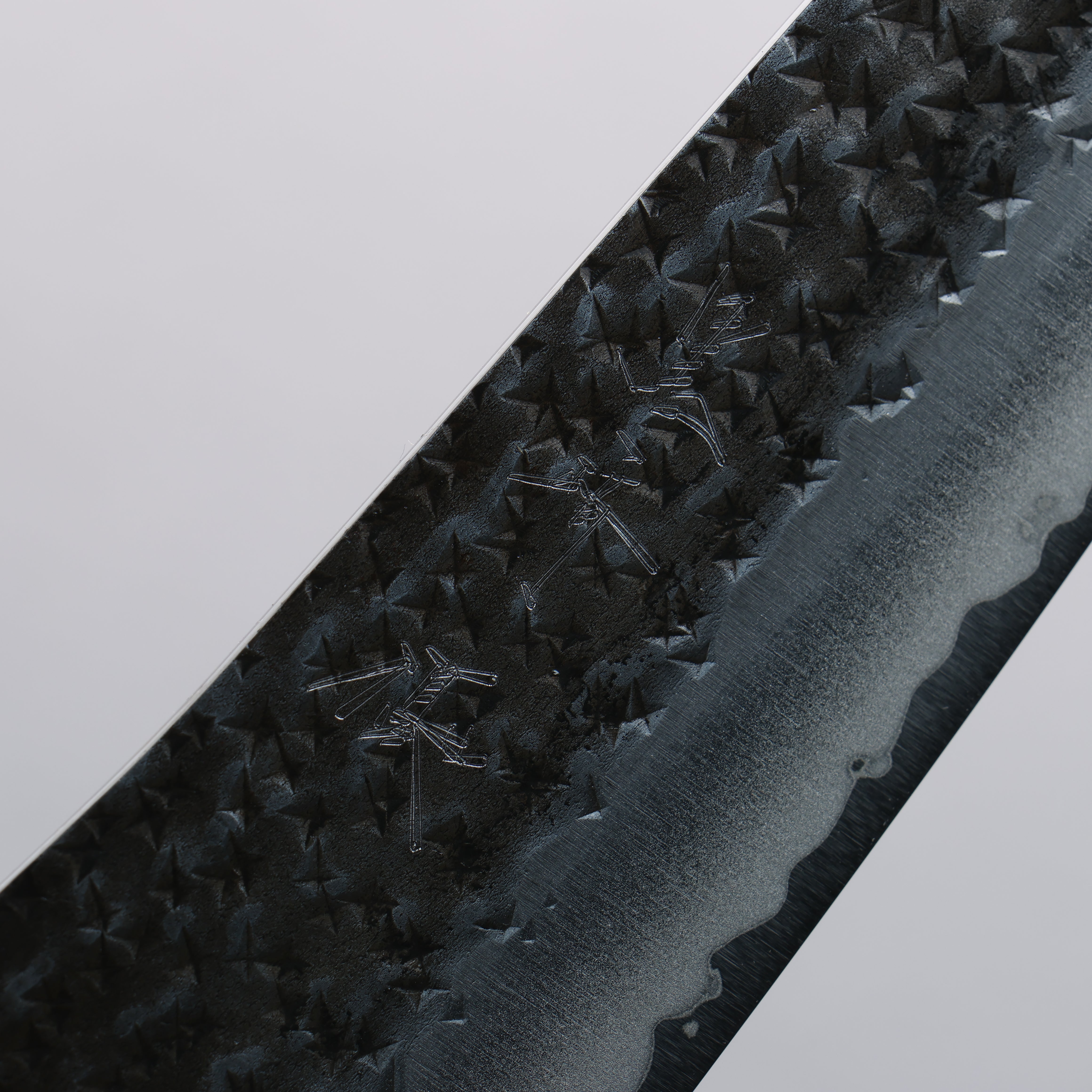Yu Kurosaki Senko Ei Blue Super Hammered Kurouchi Bunka 170mm Shitan & Red Pakkawood Handle - Seisuke Knife