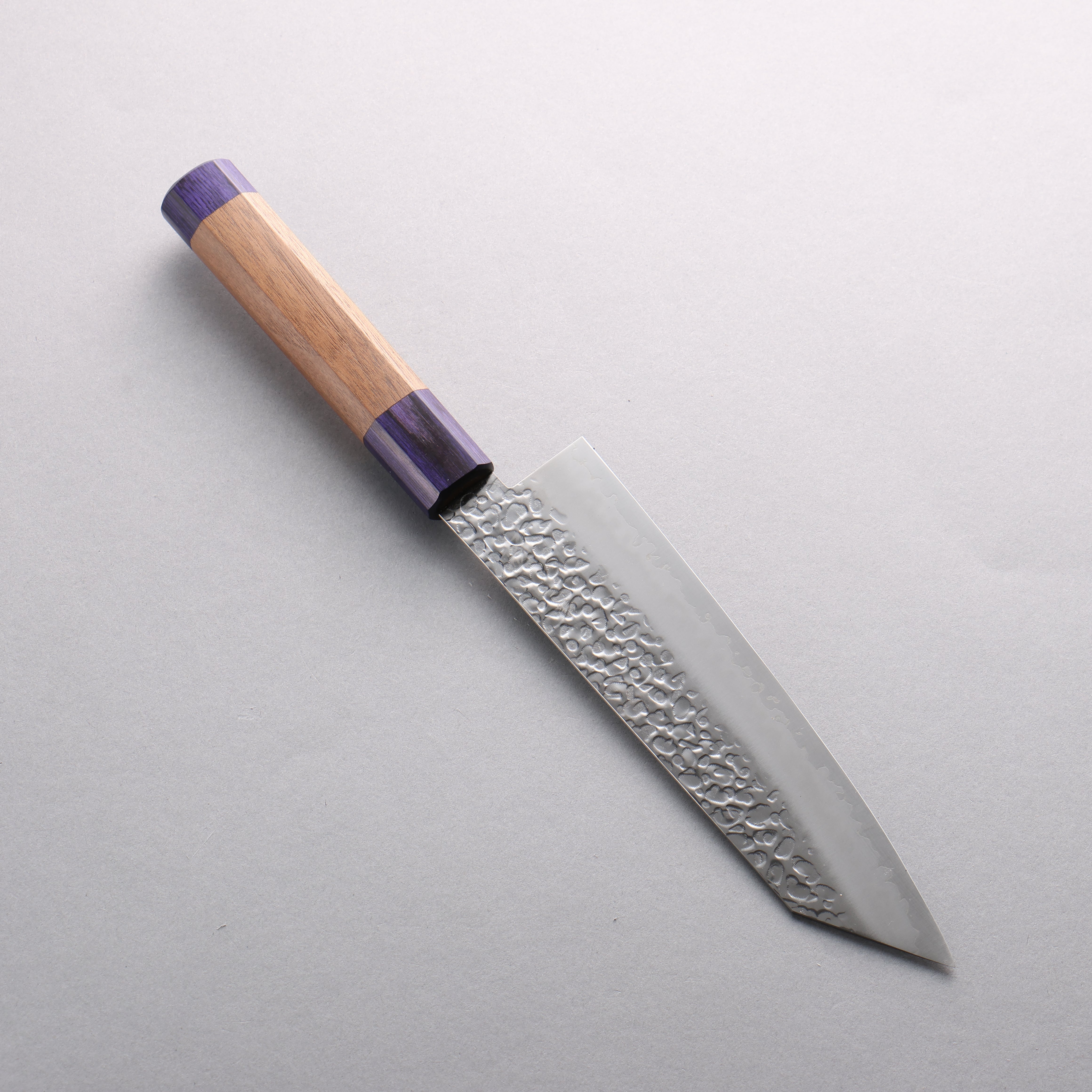 Seisuke Silver Steel No.3 Hammered Bunka 180mm Walnut (With Double Blue Pakka wood) Handle - Seisuke Knife