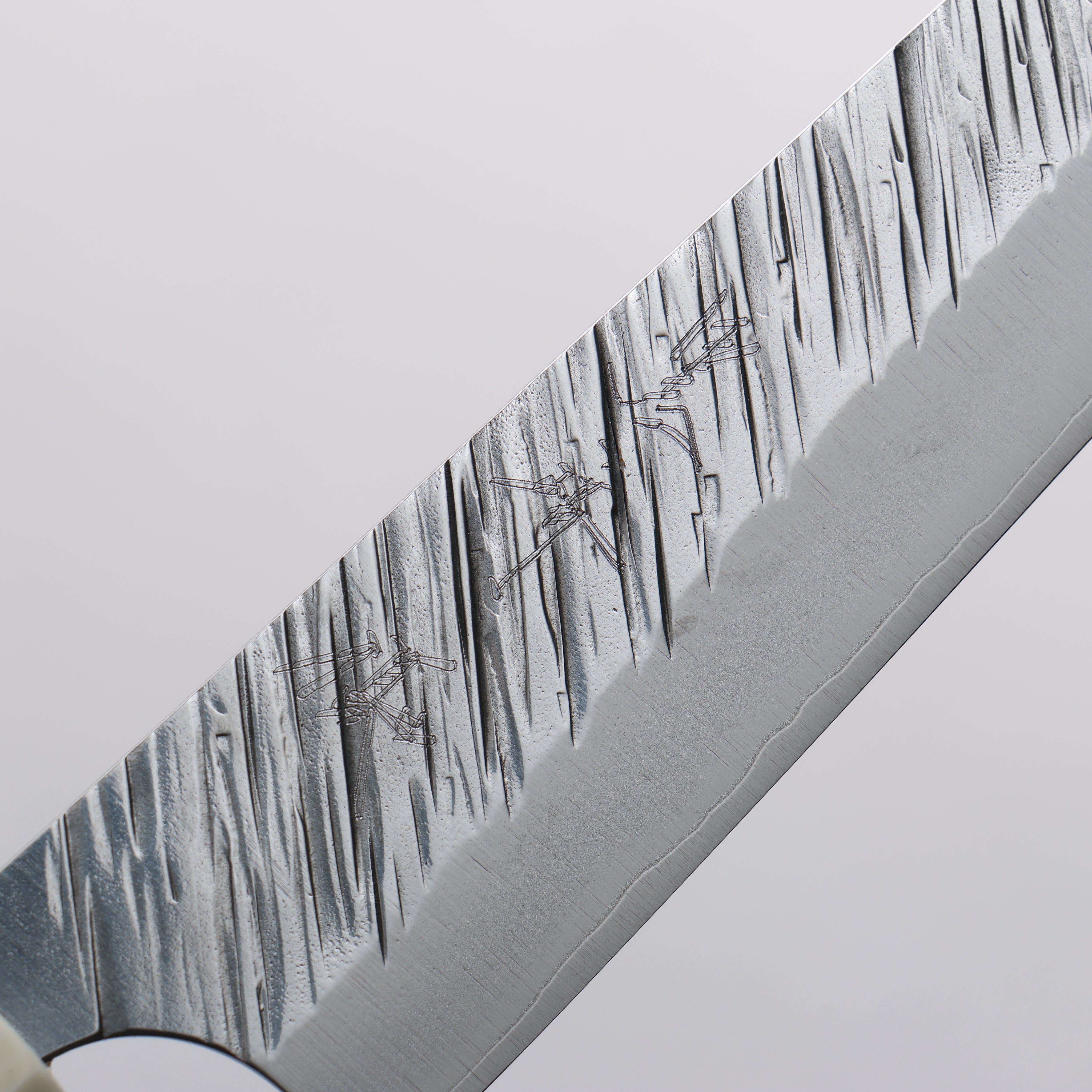 Yu Kurosaki Fujin SG2 Hammered Petty-Utility 150mm Chinese Quince & White Caps Handle - Seisuke Knife