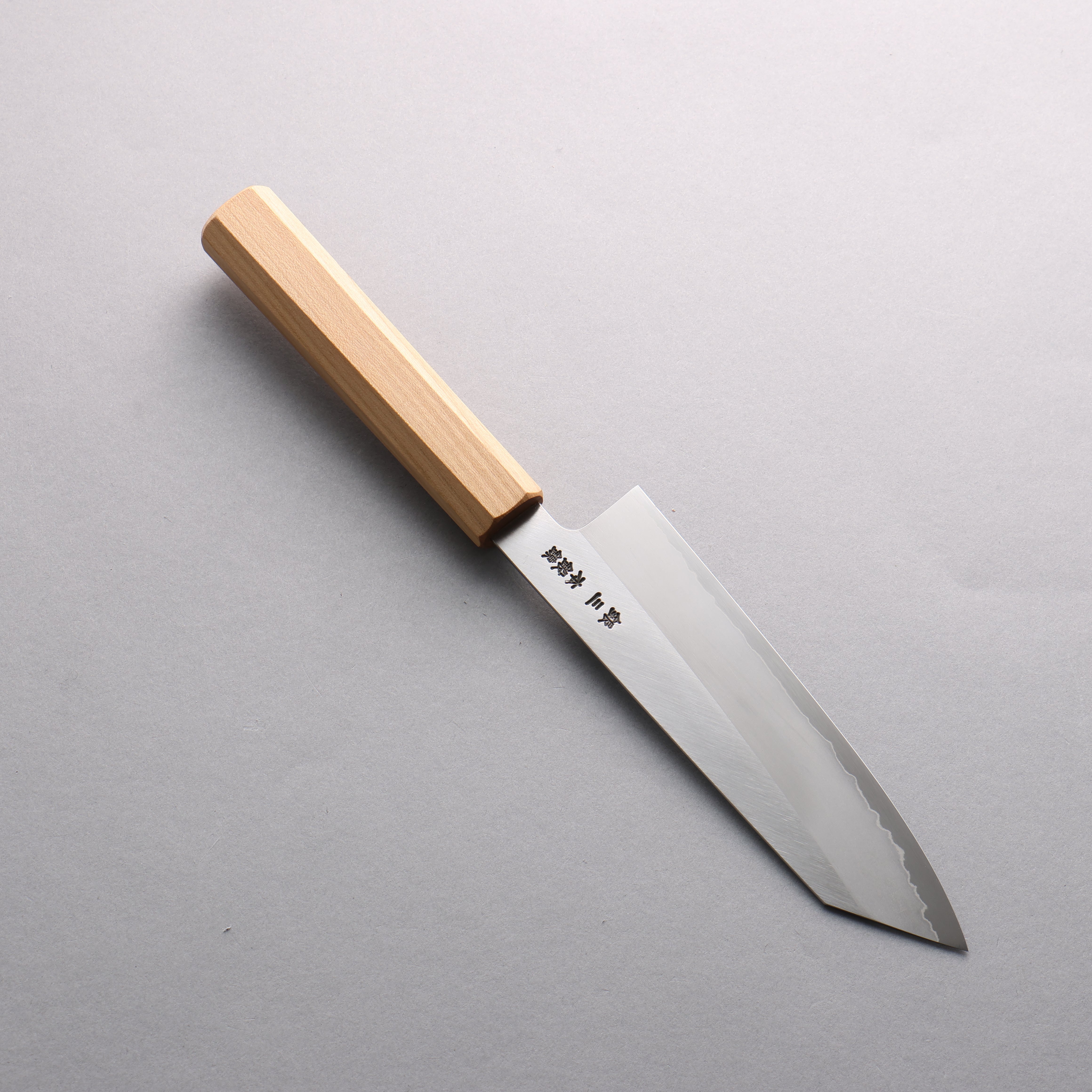 Hado Silver Steel No.3 Migaki Finished Kiritsuke Santoku 180mm Cherry Handle - Seisuke Knife