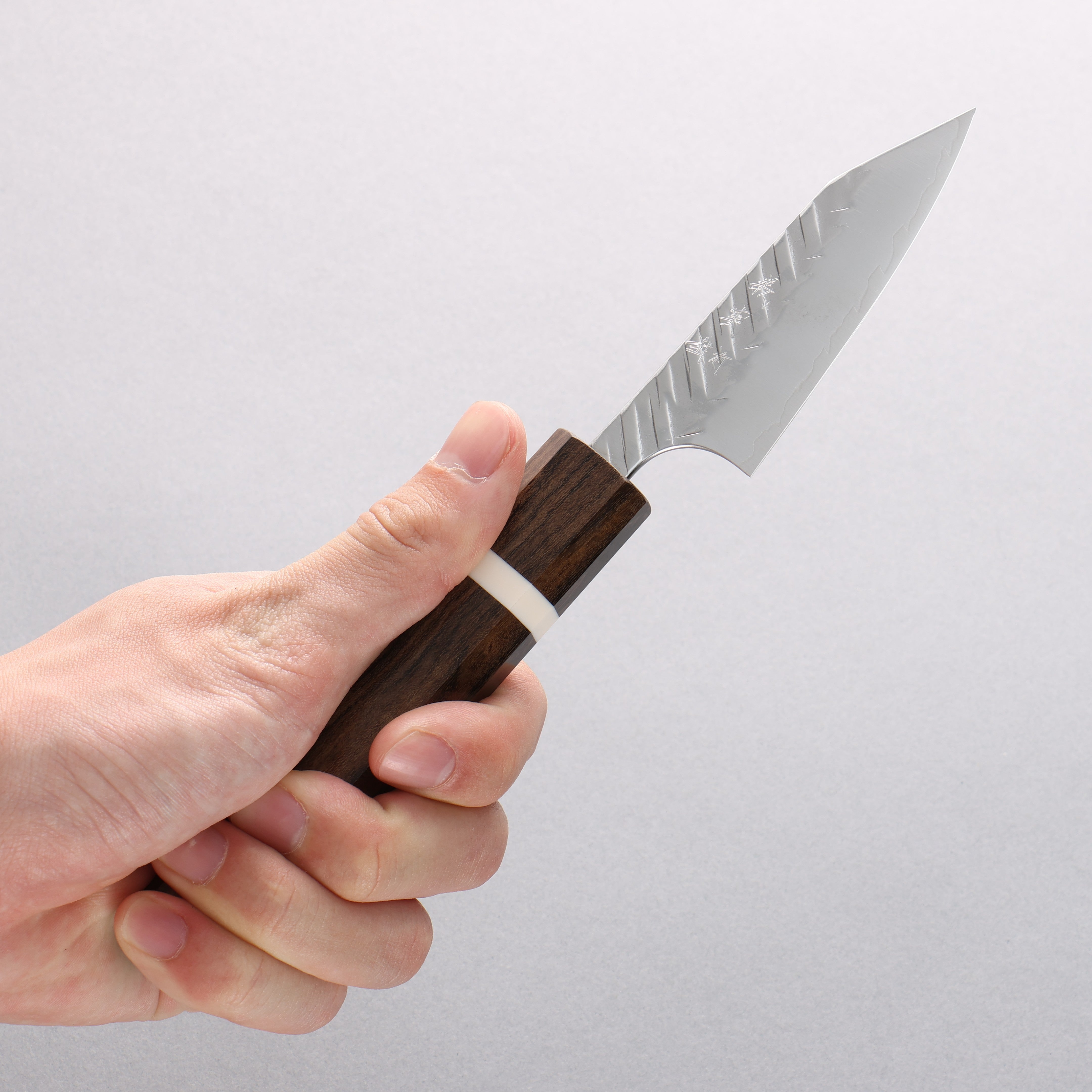 Yoshimi Kato SPG STRIX V-Hammered Kiritsuke Paring 75mm Sandalwood & White Ring Handle - Seisuke Knife