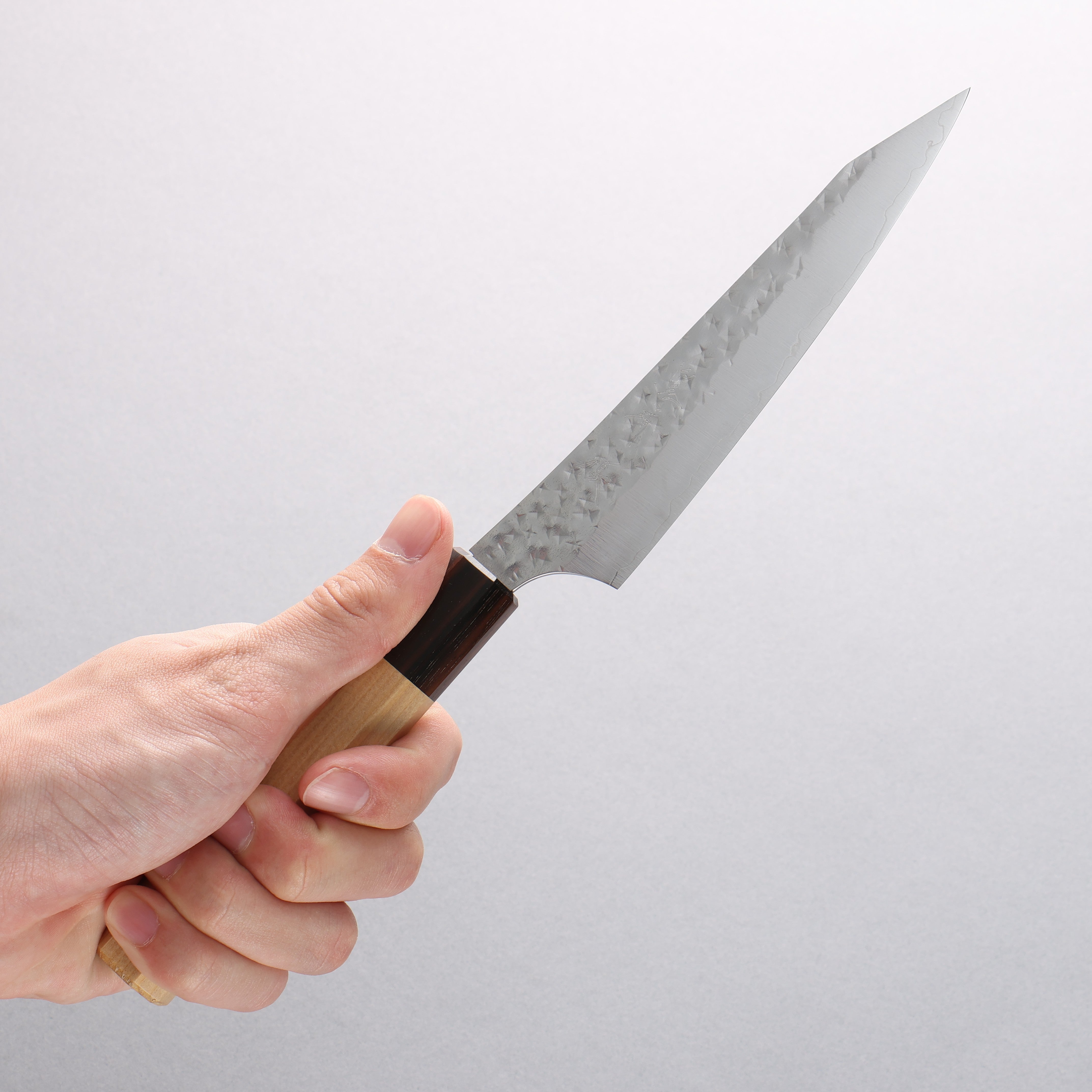 Yu Kurosaki Senko Ei SG2 Hammered Petty-Utility 130mm Aomori Hiba���(Ferrule: Brown) Handle - Seisuke Knife