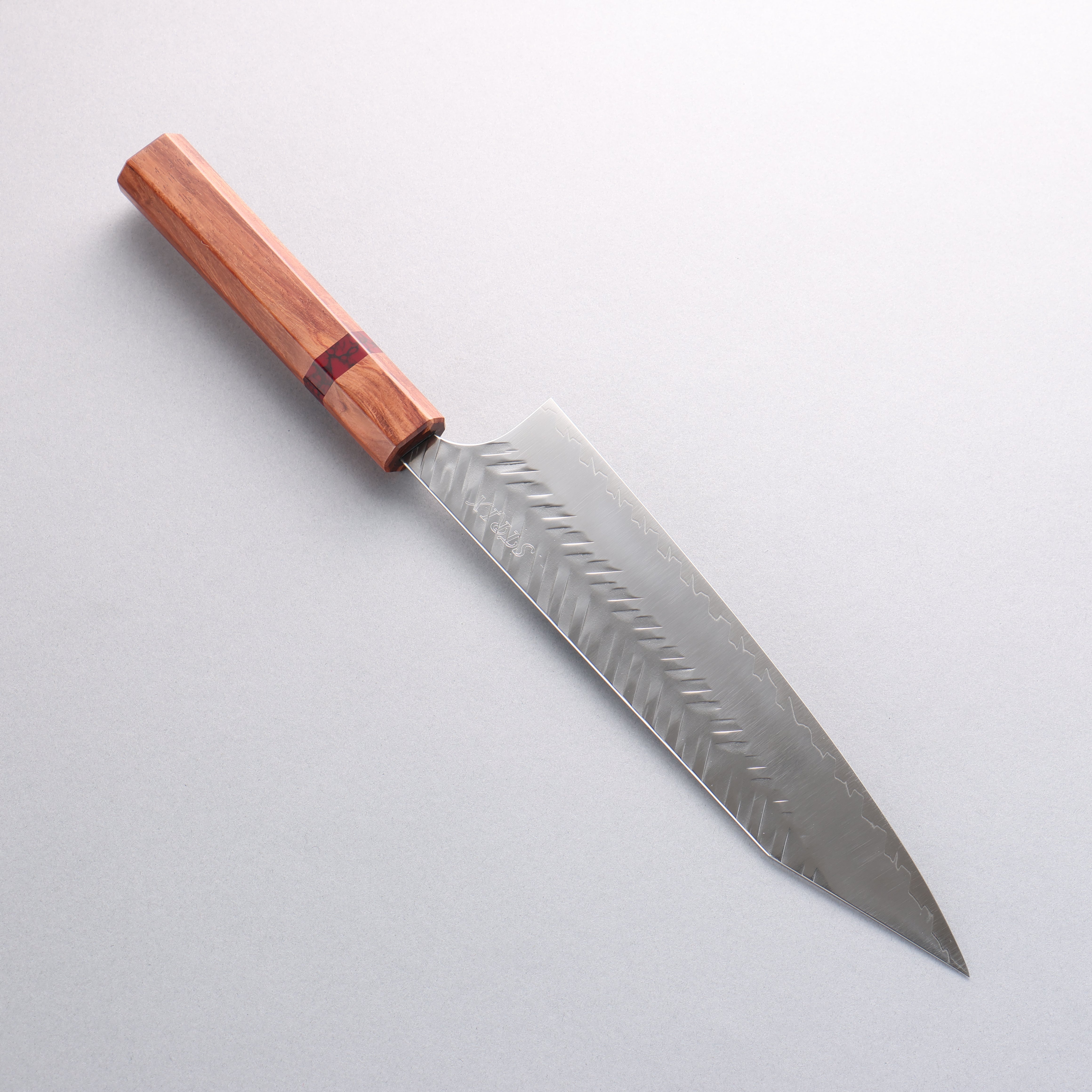 Yoshimi Kato SPG STRIX V-Hammered Kiritsuke Gyuto 210mm Red Turquoise & Rosewood Handle - Seisuke Knife