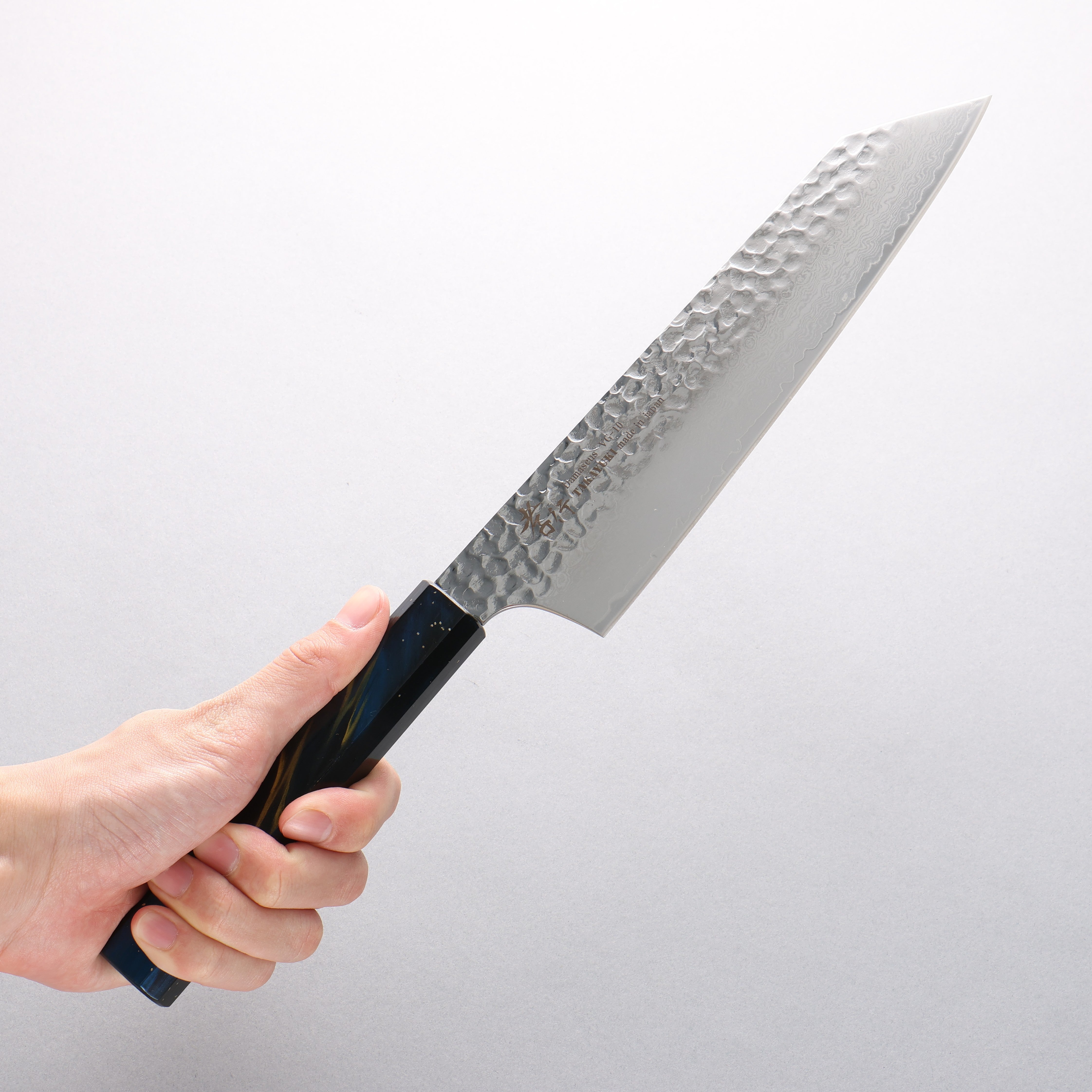 Sakai Takayuki VG10 33 Layer Damascus Kengata Gyuto 190mm Saiu Lacquered Live Oak Handle - Seisuke Knife
