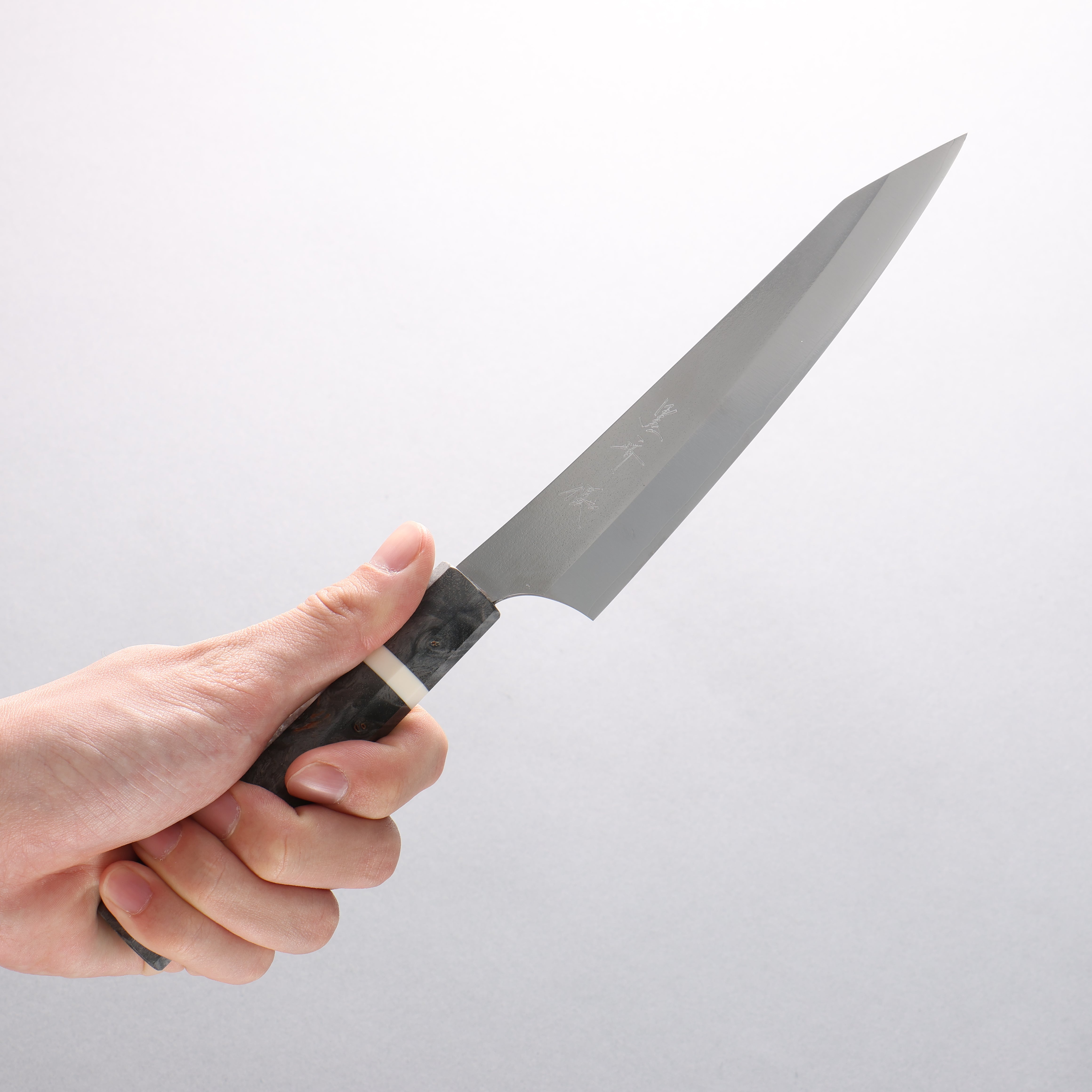 Yu Kurosaki New Gekko VG-XEOS Petty-Utility 150mm Stabilized Burl & White Ring Handle - Seisuke Knife