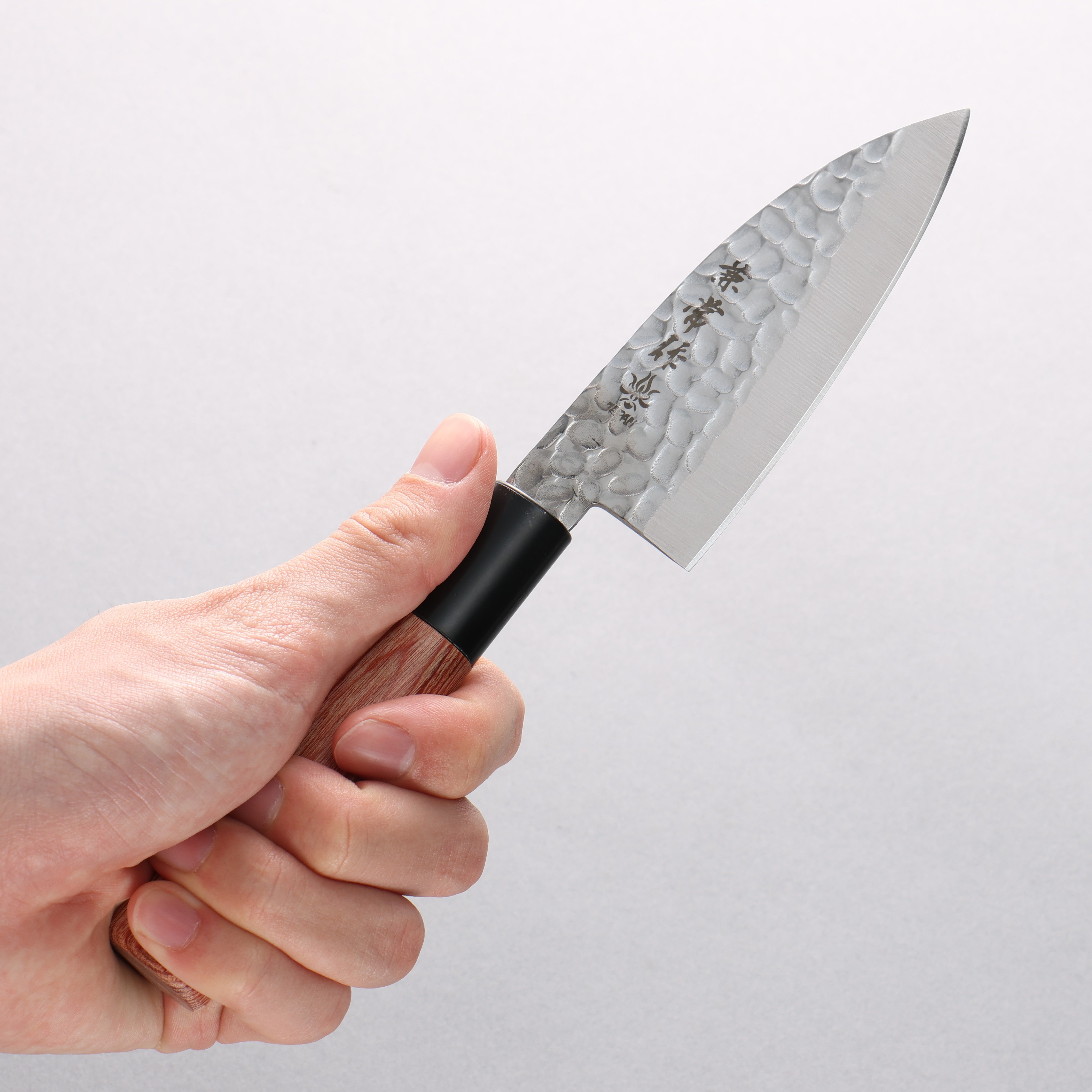 Kanetsune DSR-1K6 Hammered Deba 105mm Red Pakka wood Handle - Seisuke Knife
