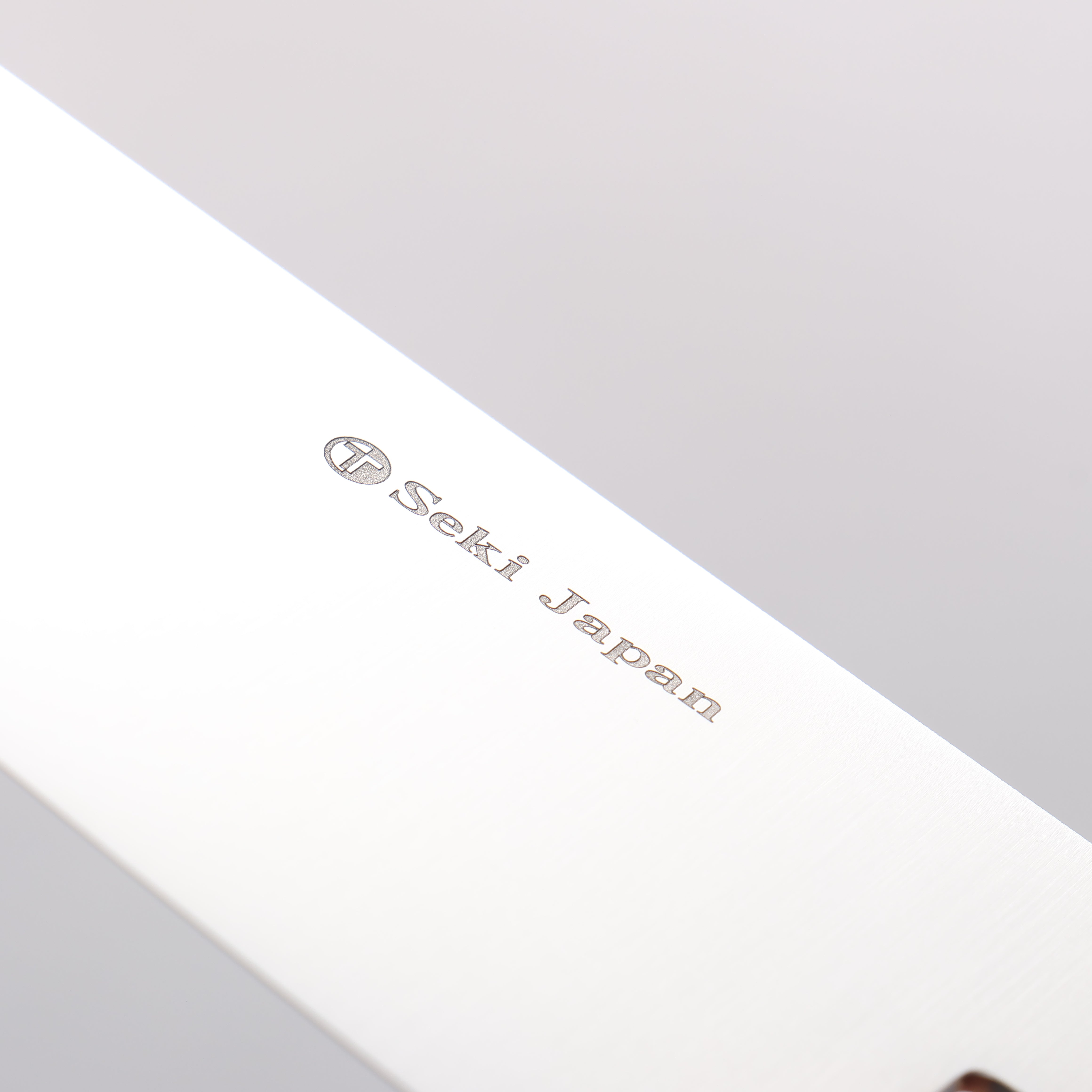 Kanetsune Ichizu VG10 Santoku 180mm Brown Pakka wood Handle - Seisuke Knife