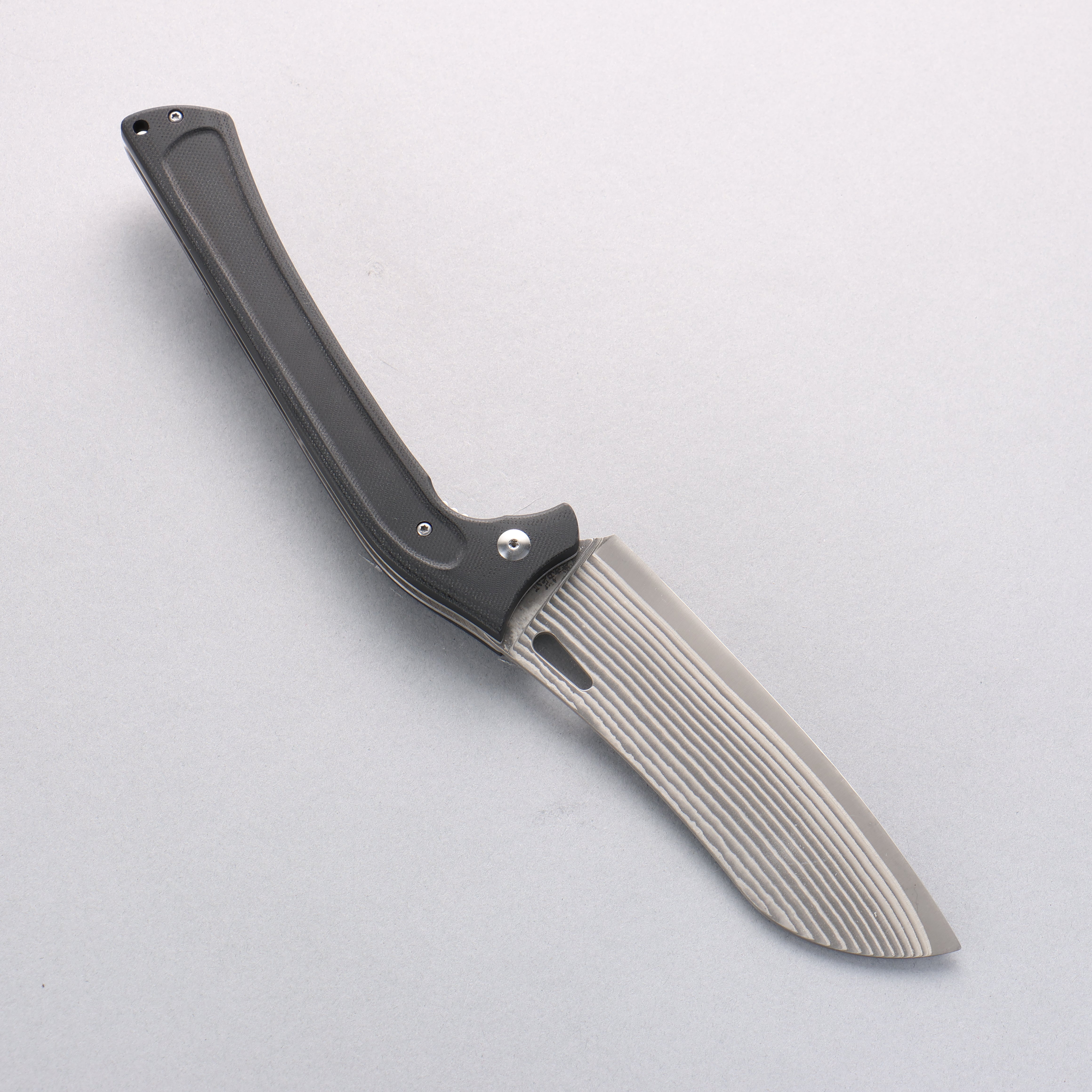 Takeshi Saji SG2 Black Damascus Folding Santoku 130mm Carbon Fiber Handle - Seisuke Knife