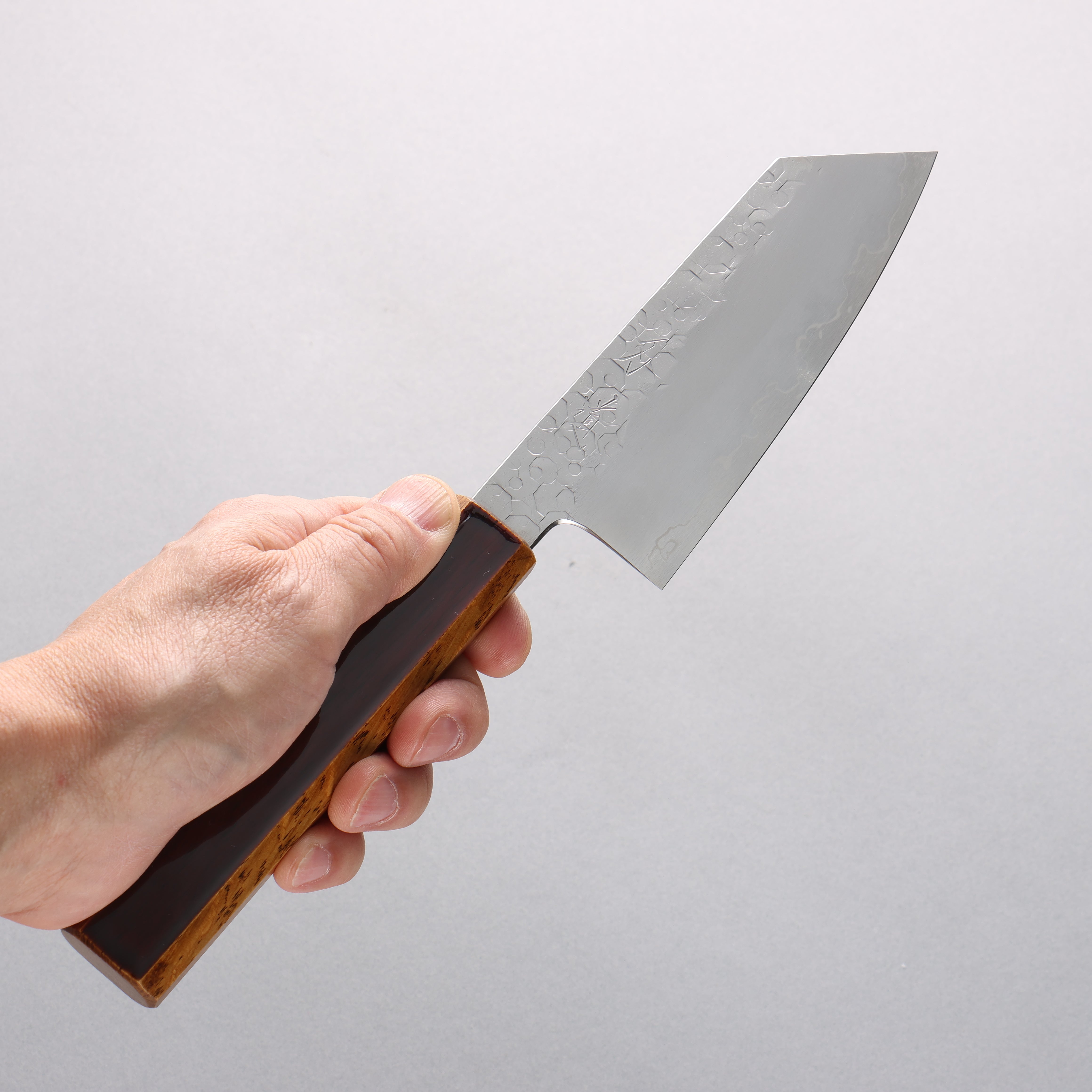 Hado Shiosai SG2 Hammered Small Bunka 135mm Kijiro-nuri Lacquered Handle - Seisuke Knife