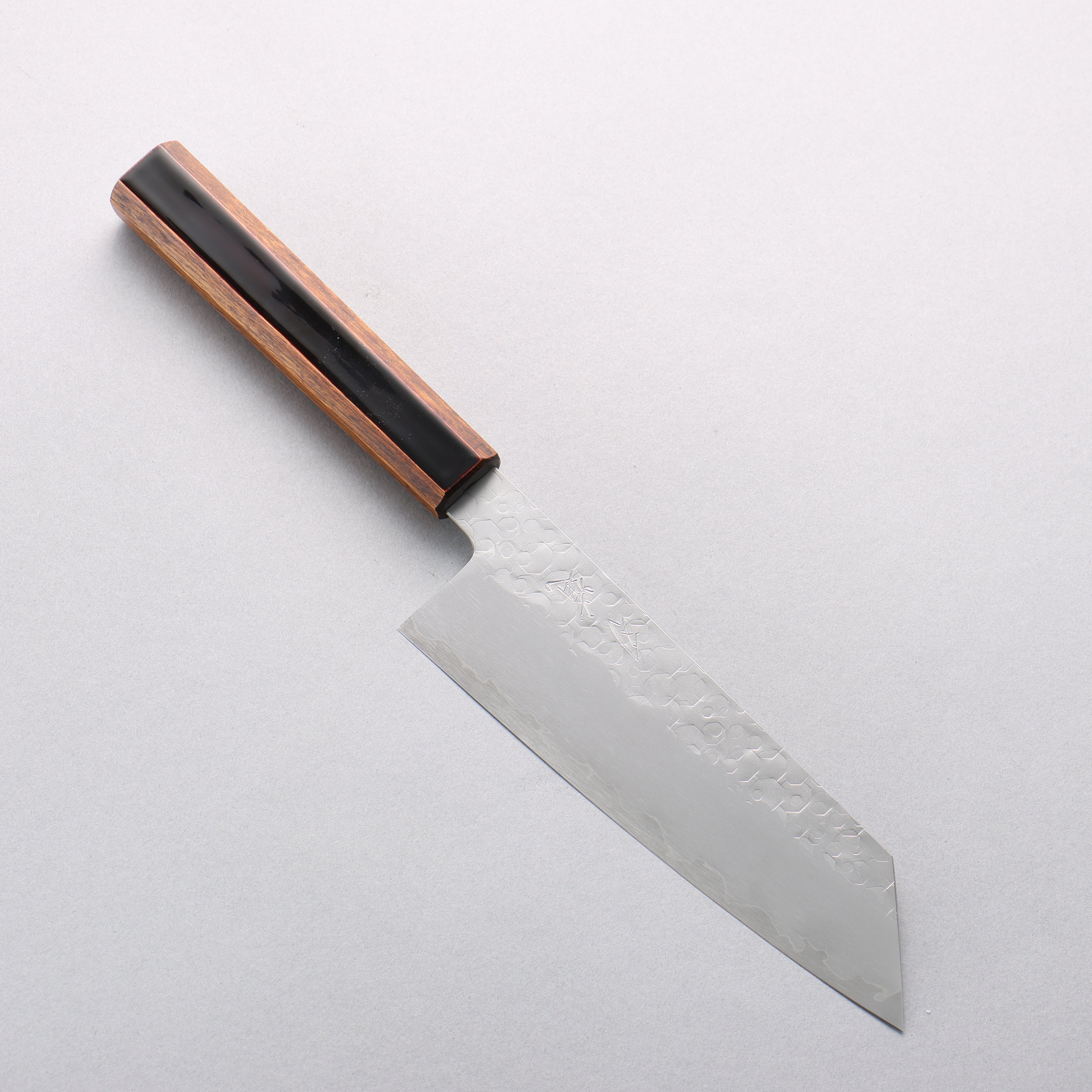 Hado Shiosai SG2 Hammered Bunka 180mm Kijiro-nuri Lacquered Handle - Seisuke Knife