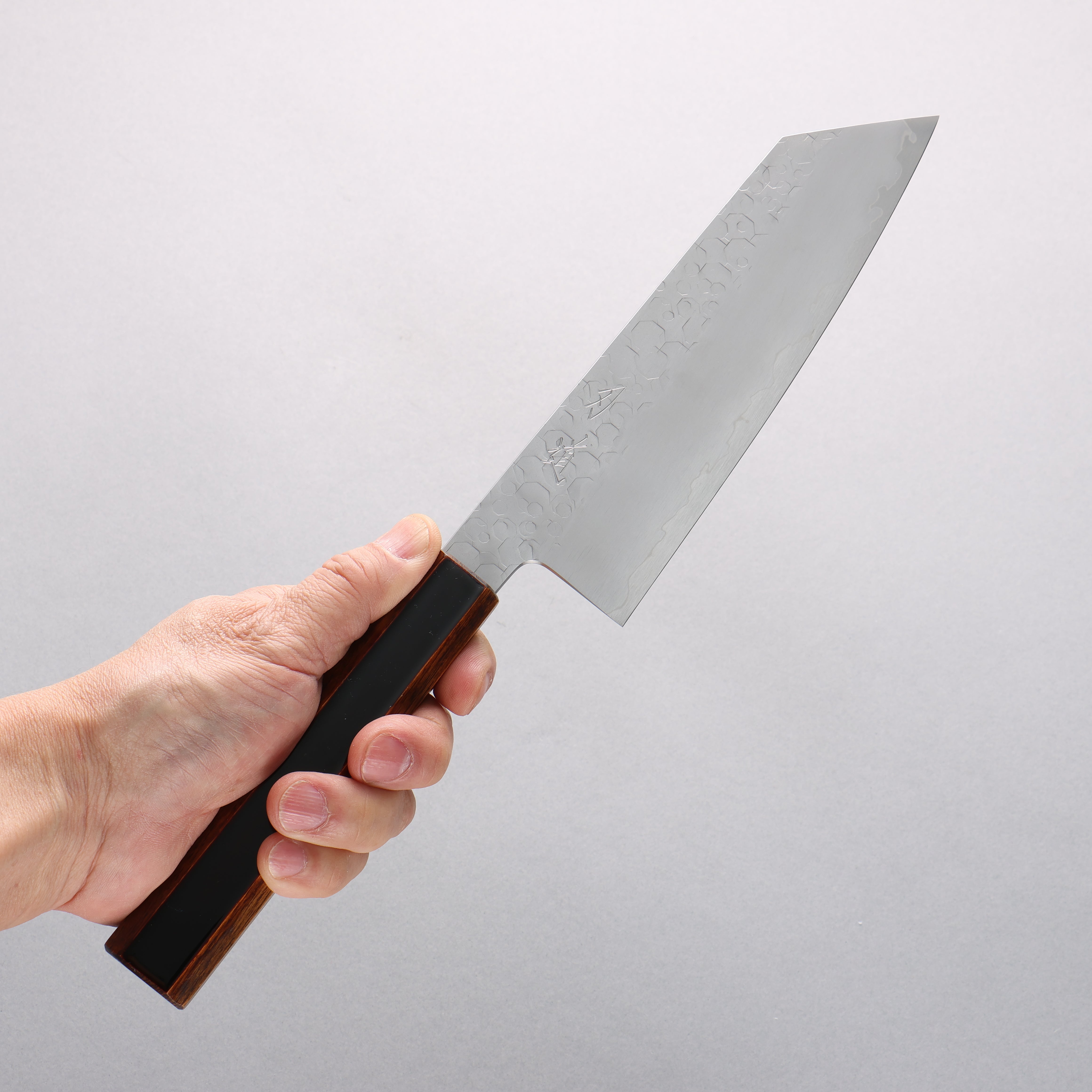 Hado Shiosai SG2 Hammered Bunka 180mm Kijiro-nuri Lacquered Handle