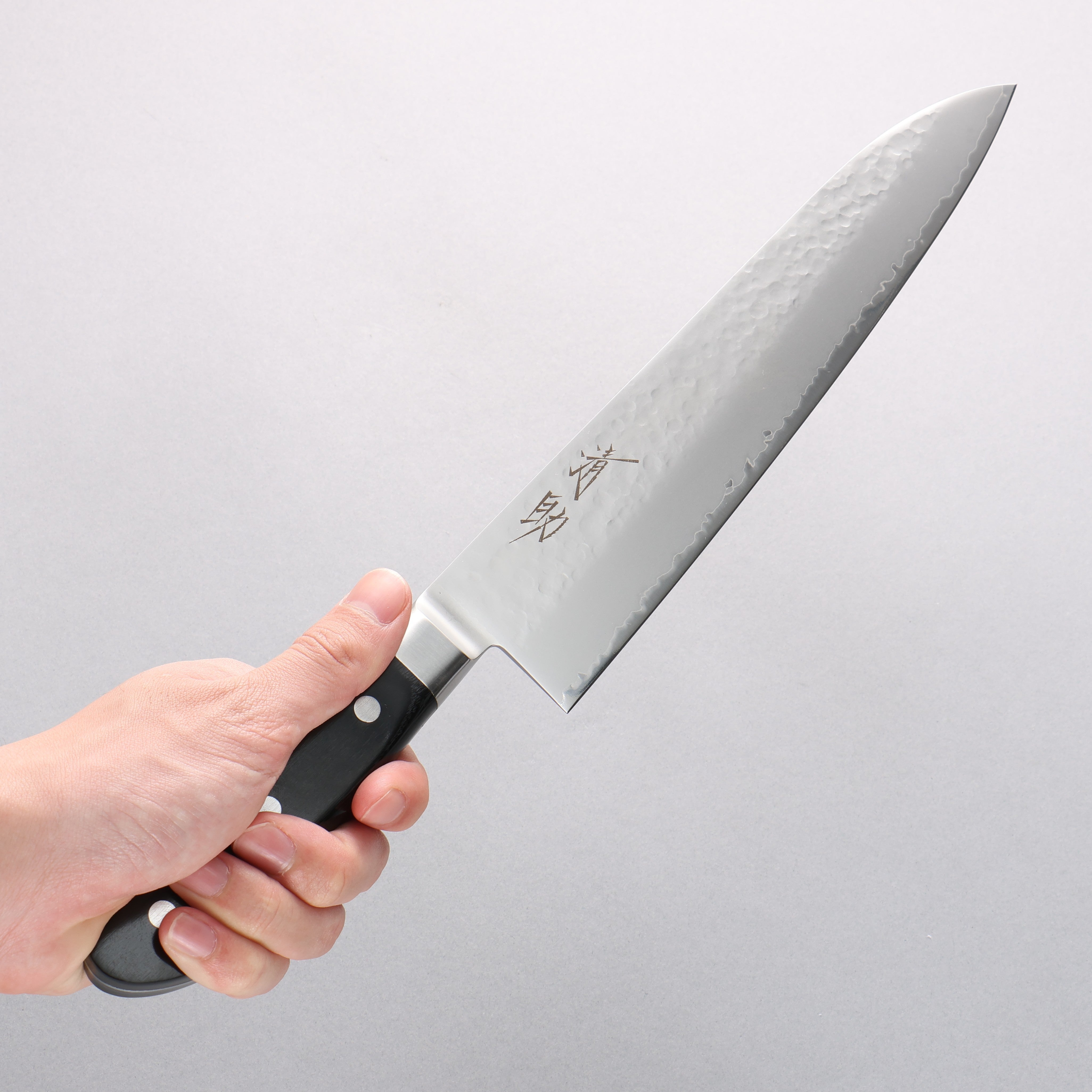 Seisuke VG5 Hammered Kasumitogi Gyuto 240mm Black Pakkawood Handle - Seisuke Knife