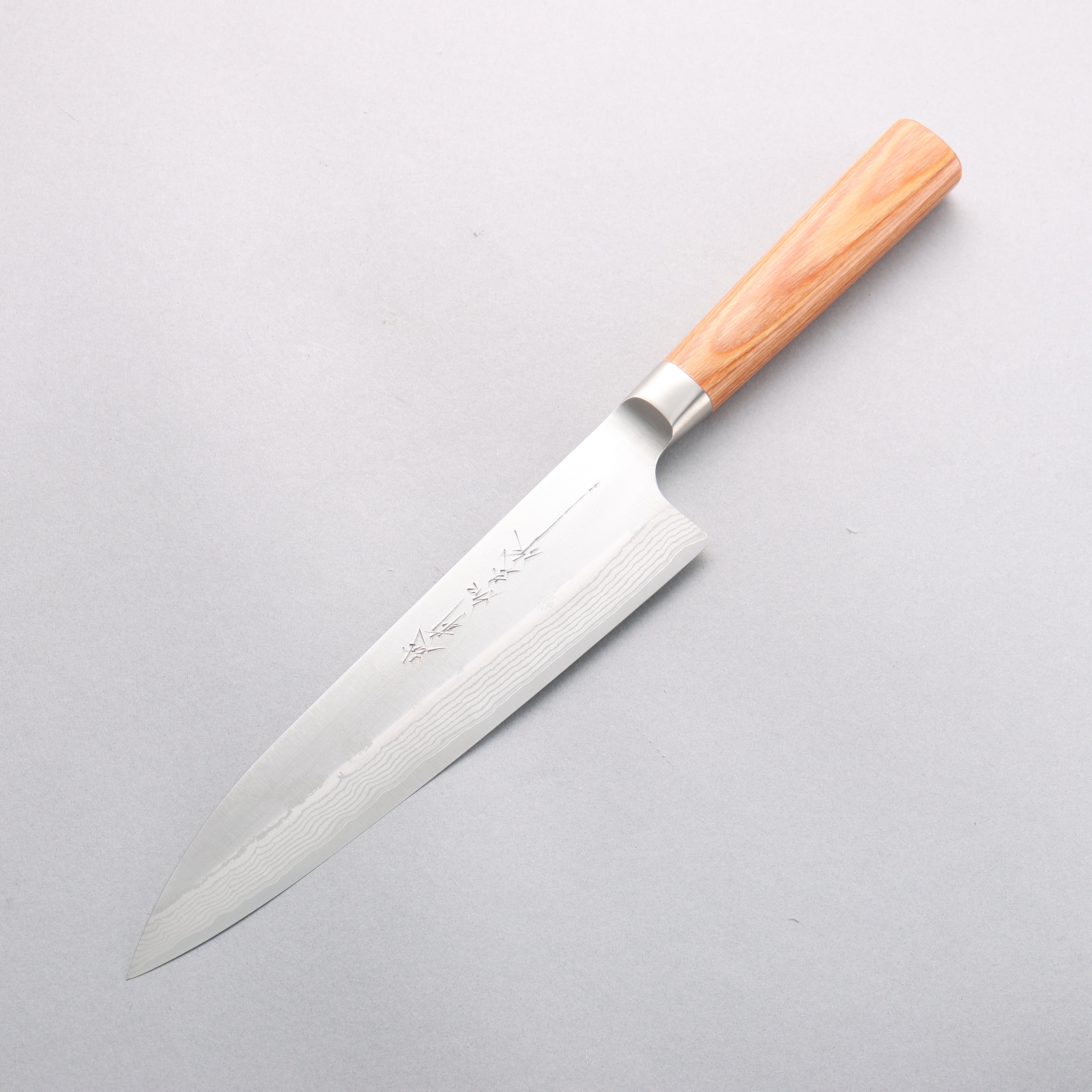Kamo Hamono VG10 Damascus Gyuto 210mm Brown Pakkawood Handle - Seisuke Knife