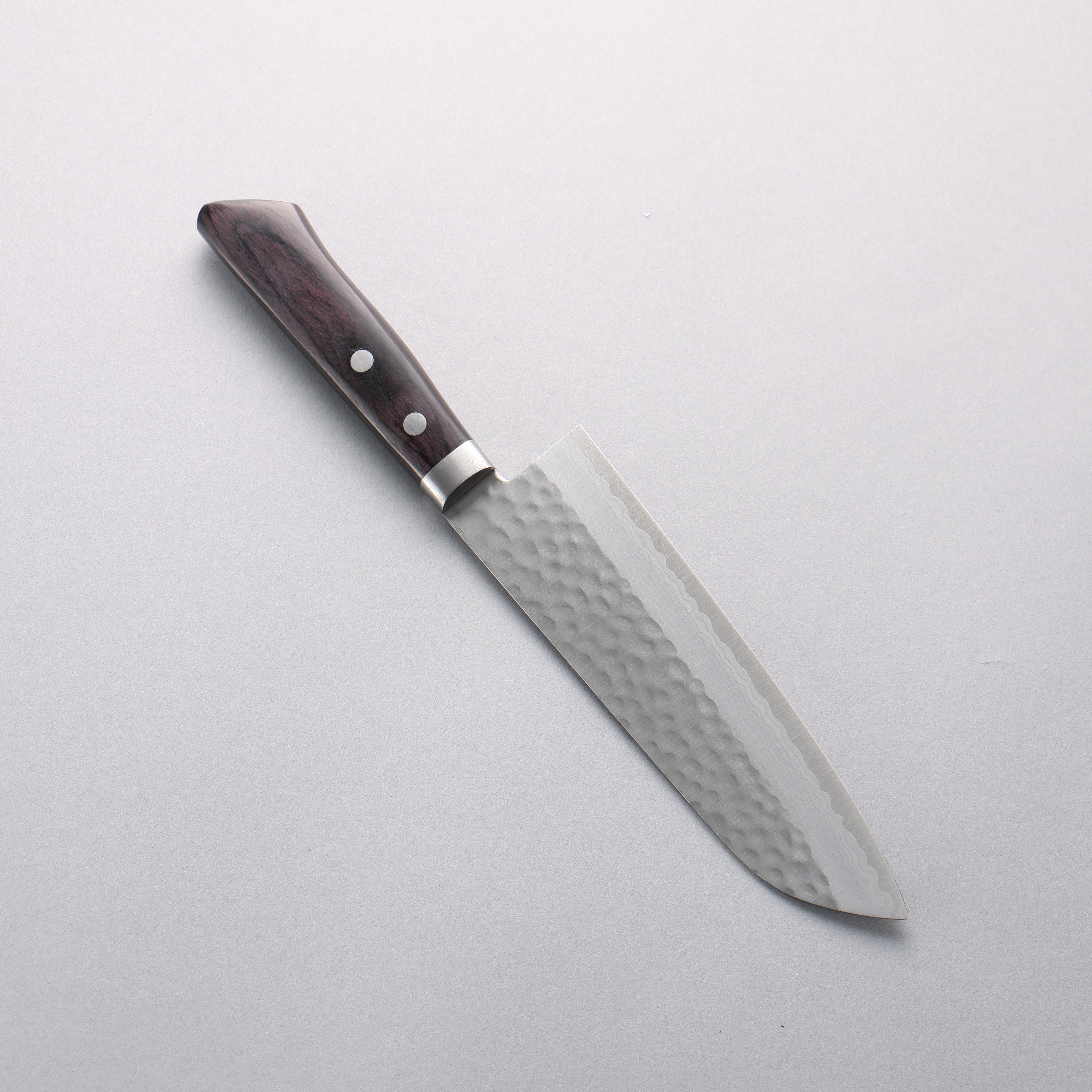 Kunihira Kokuryu VG10 Hammered Damascus Santoku 170mm Black Pakka wood Handle - Seisuke Knife