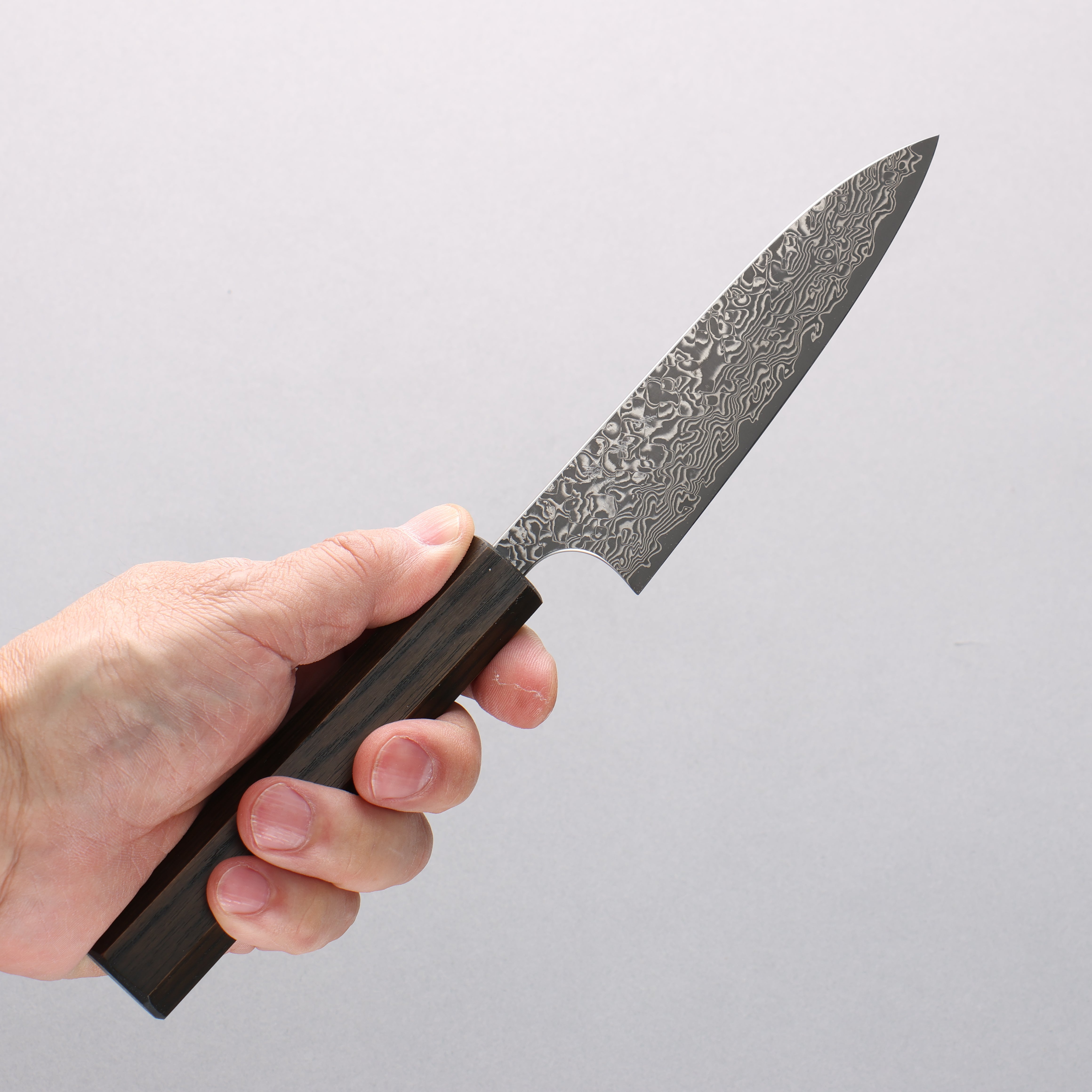 Yoshimi Kato VG10 Black Damascus Petty-Utility 120mm Japanese Pagoda Tree (Black Lacquered) Handle - Seisuke Knife