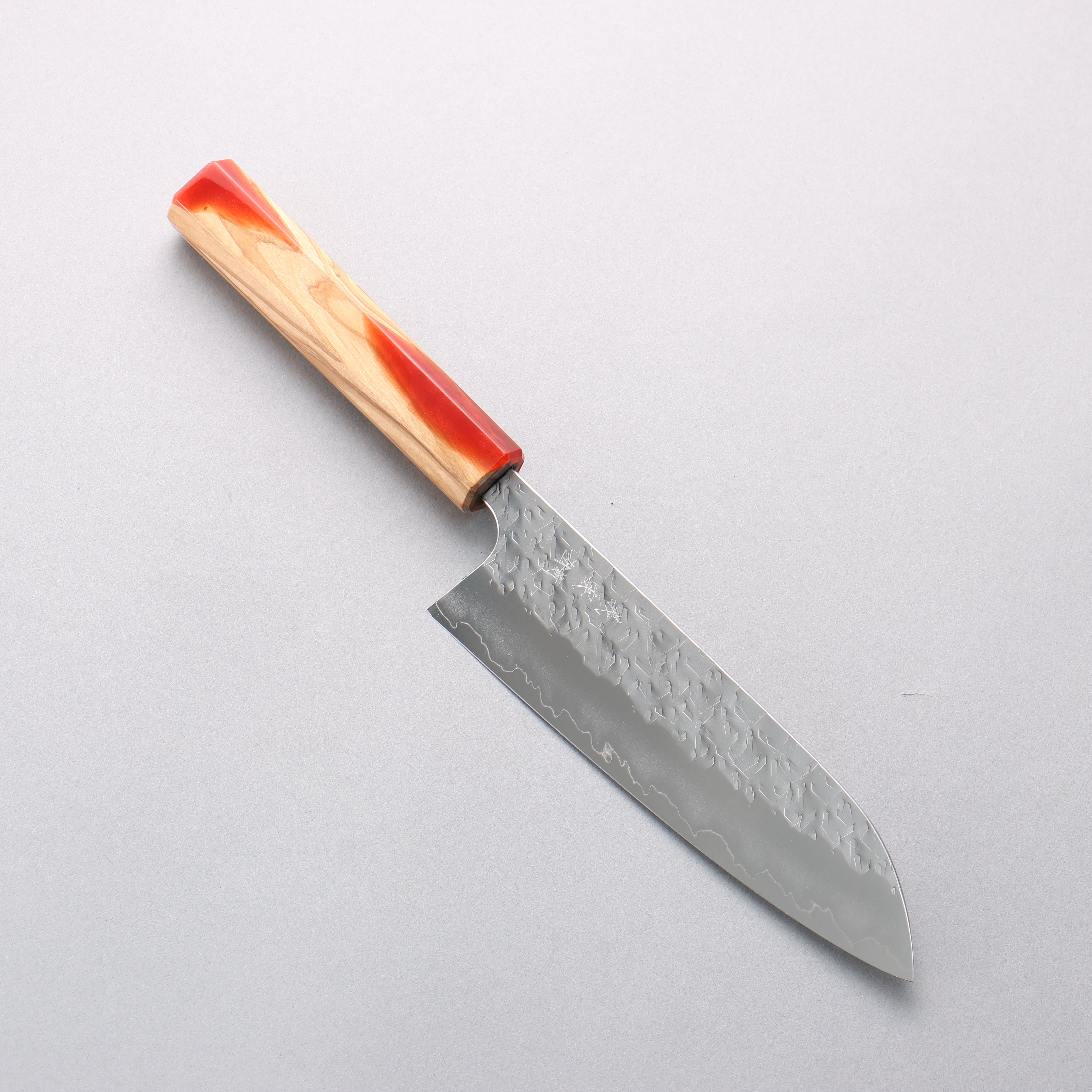 Yoshimi Kato Hyo SG2 Hammered Santoku 170mm Olive Tree and Red Resin Handle - Seisuke Knife