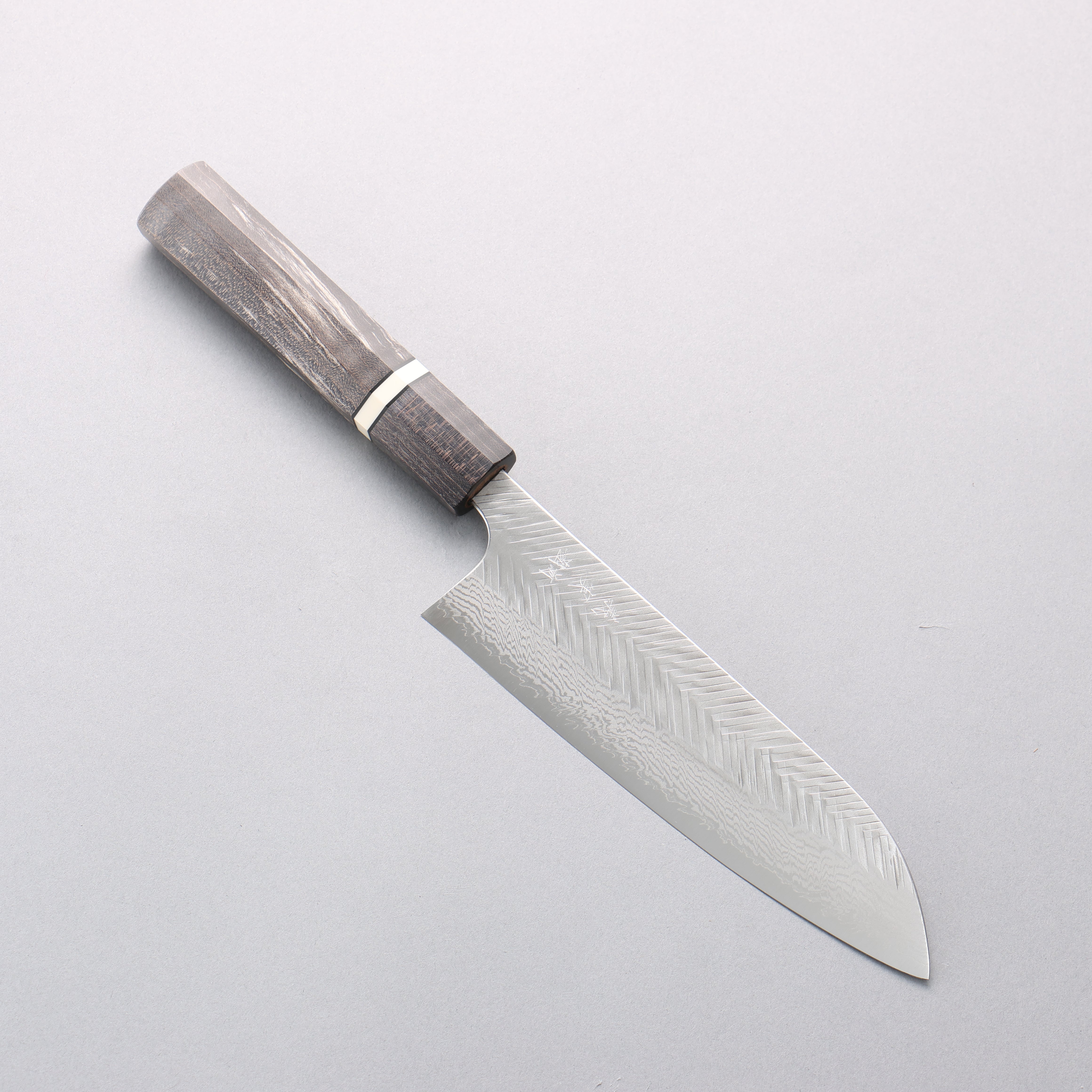 Yoshimi Kato VG10 Damascus Hammered (Narrow V) Santoku 170mm Gray Stabilized Wood (White Ring) Handle - Seisuke Knife