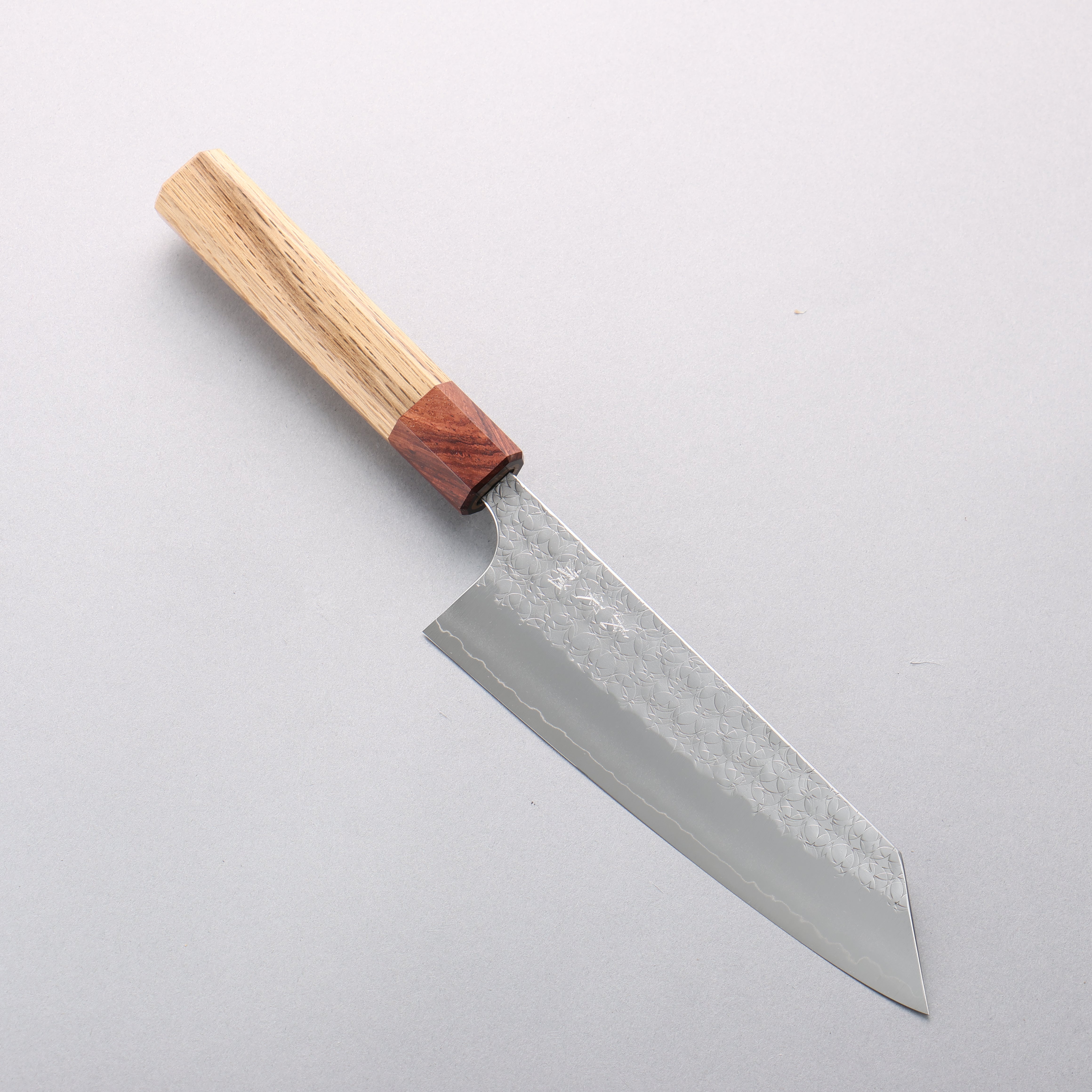 Yoshimi Kato Minamo SG2 Hammered Bunka 170mm Oak & Rosewood Handle - Seisuke Knife