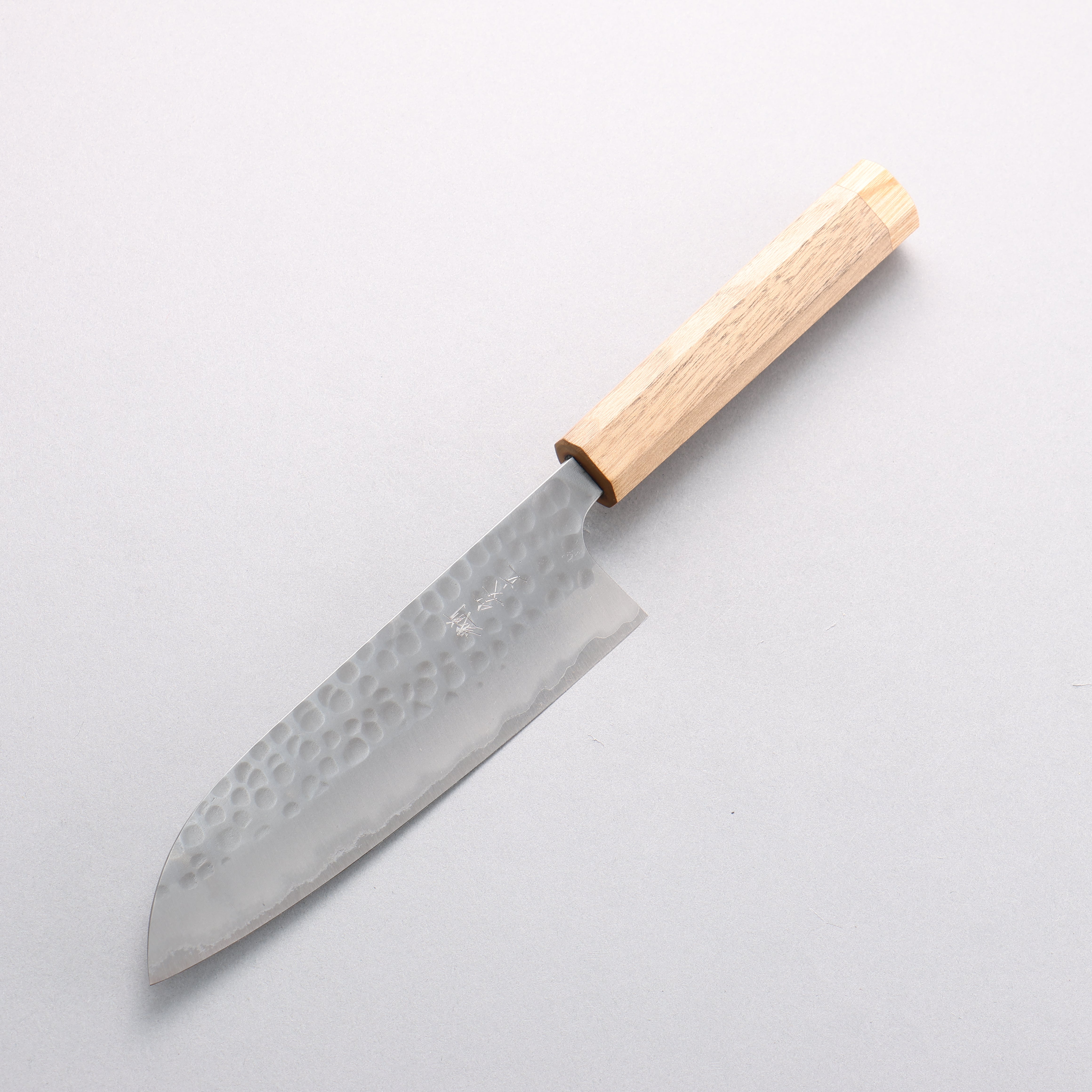 Anryu Blue Super Hammered Santoku 170mm Walnut (White End Ferrule) Handle - Seisuke Knife