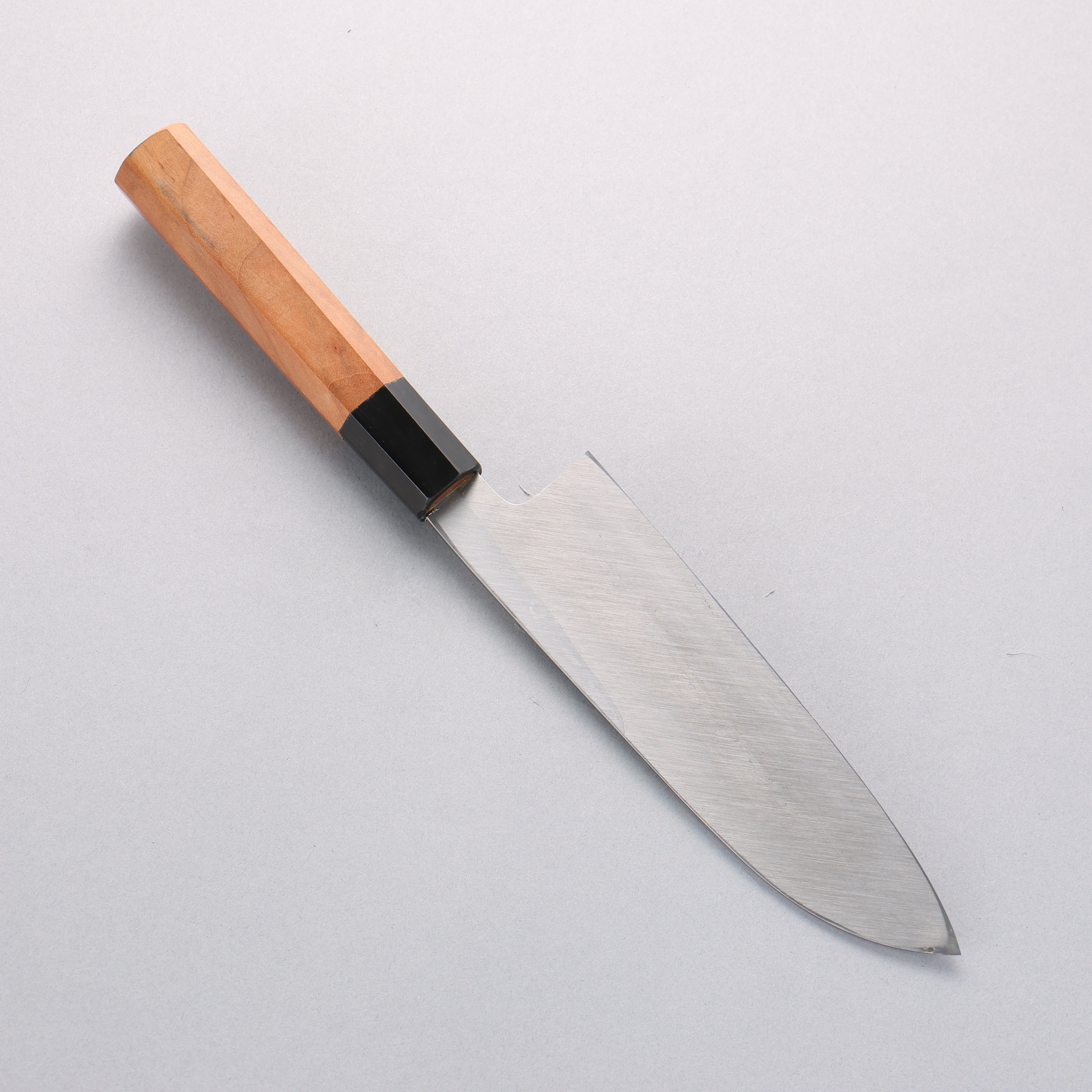 Tessen by Yamatsuka Tamahagane Damascus Santoku 165mm Wild Cherry Handle - Seisuke Knife