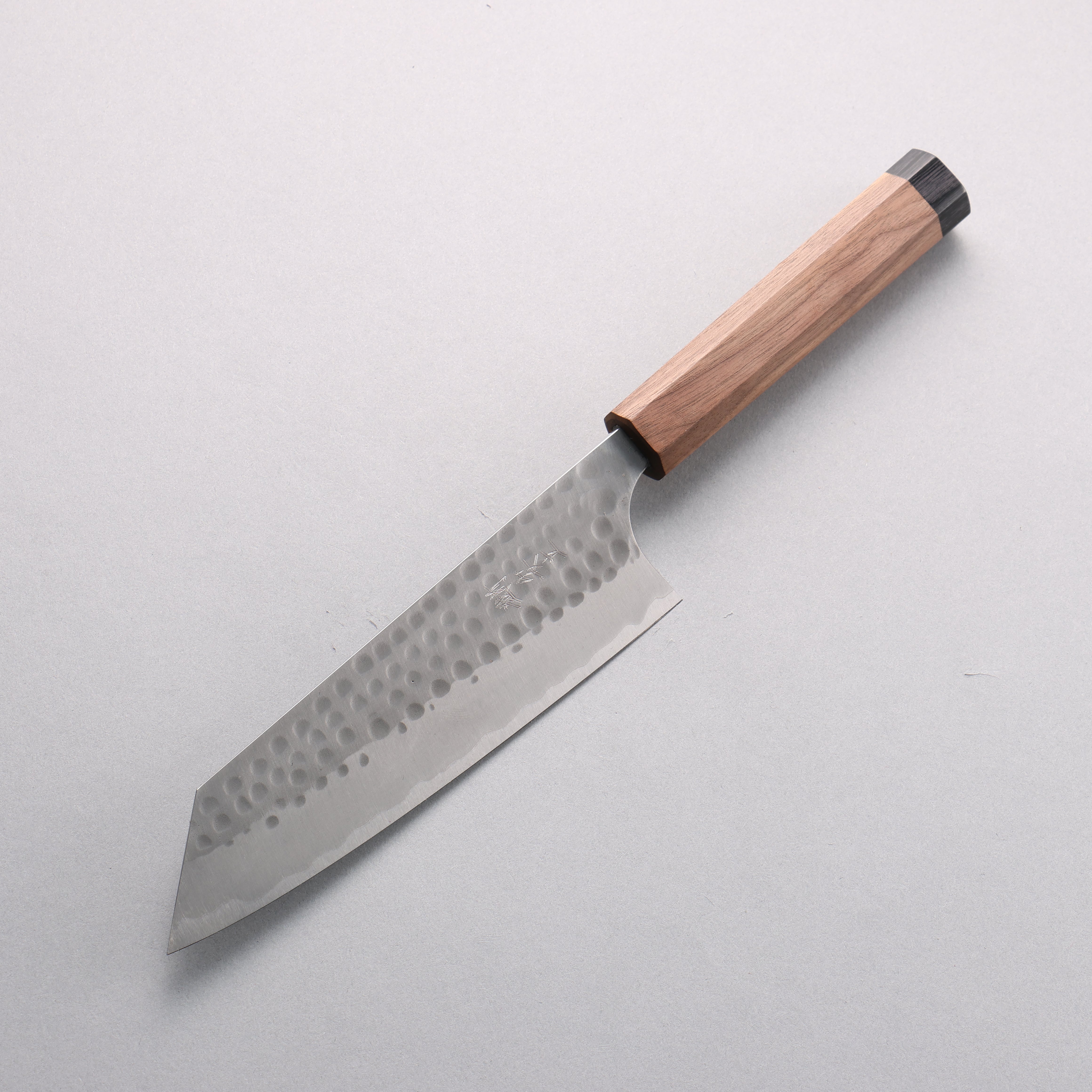 Anryu Blue Super Hammered Bunka 170mm Walnut (Black End Ferrule) Handle - Seisuke Knife
