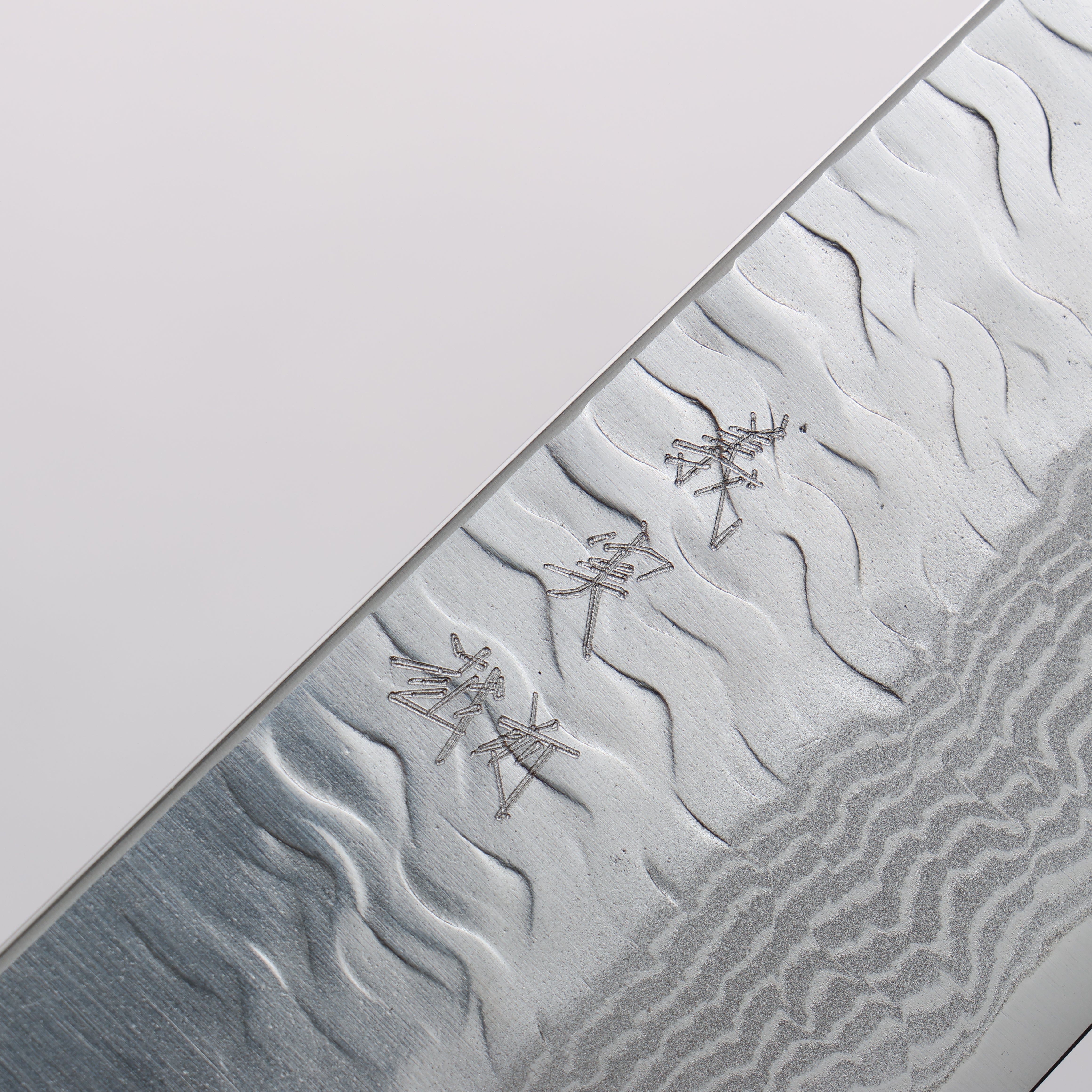 Yoshimi Kato Nami VG-XEOS Hammered Damascus Kiritsuke Gyuto 210mm Ebony (White Ring) Handle - Seisuke Knife