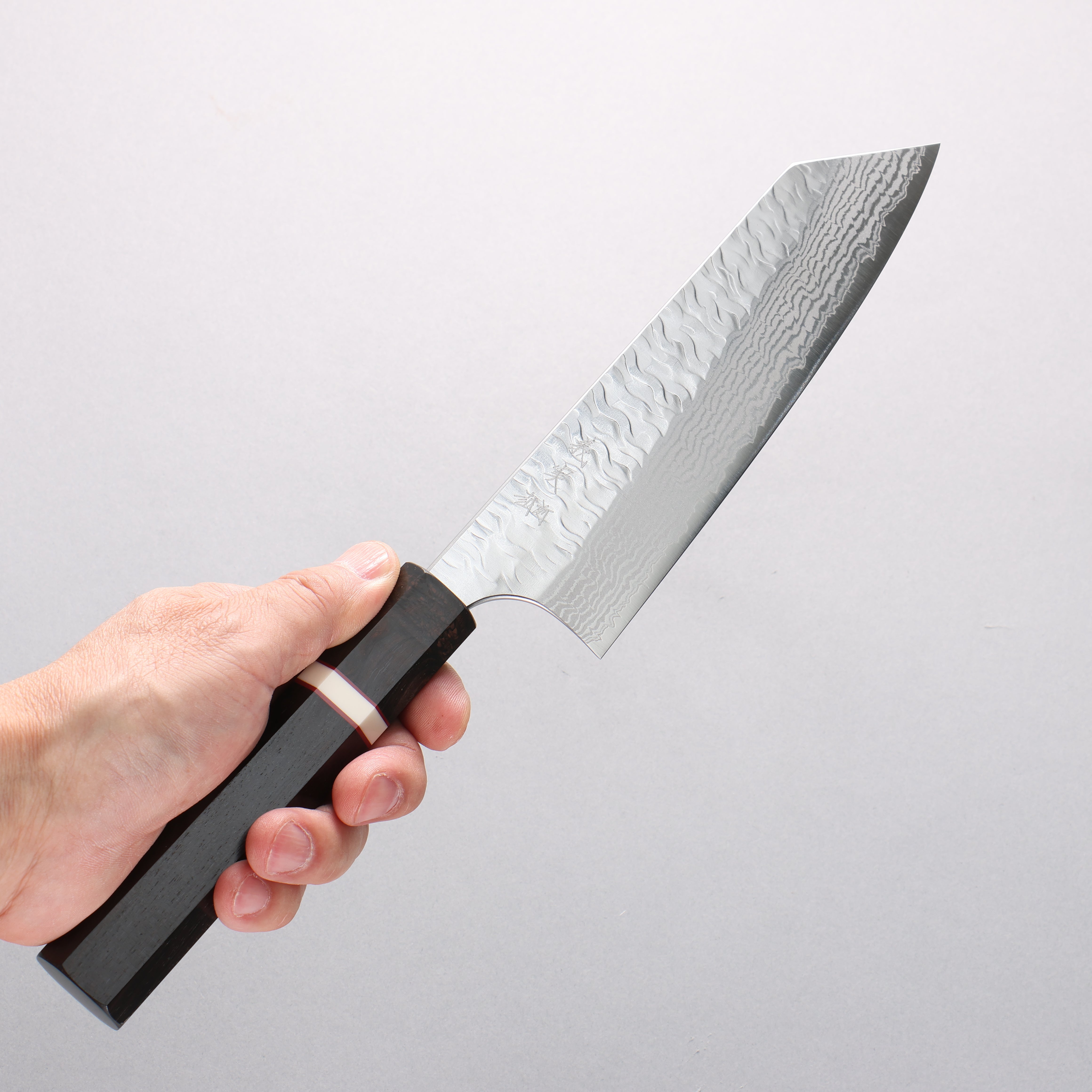 Yoshimi Kato Nami VG-XEOS Hammered Damascus Bunka 170mm Ebony (White Ring) Handle - Seisuke Knife