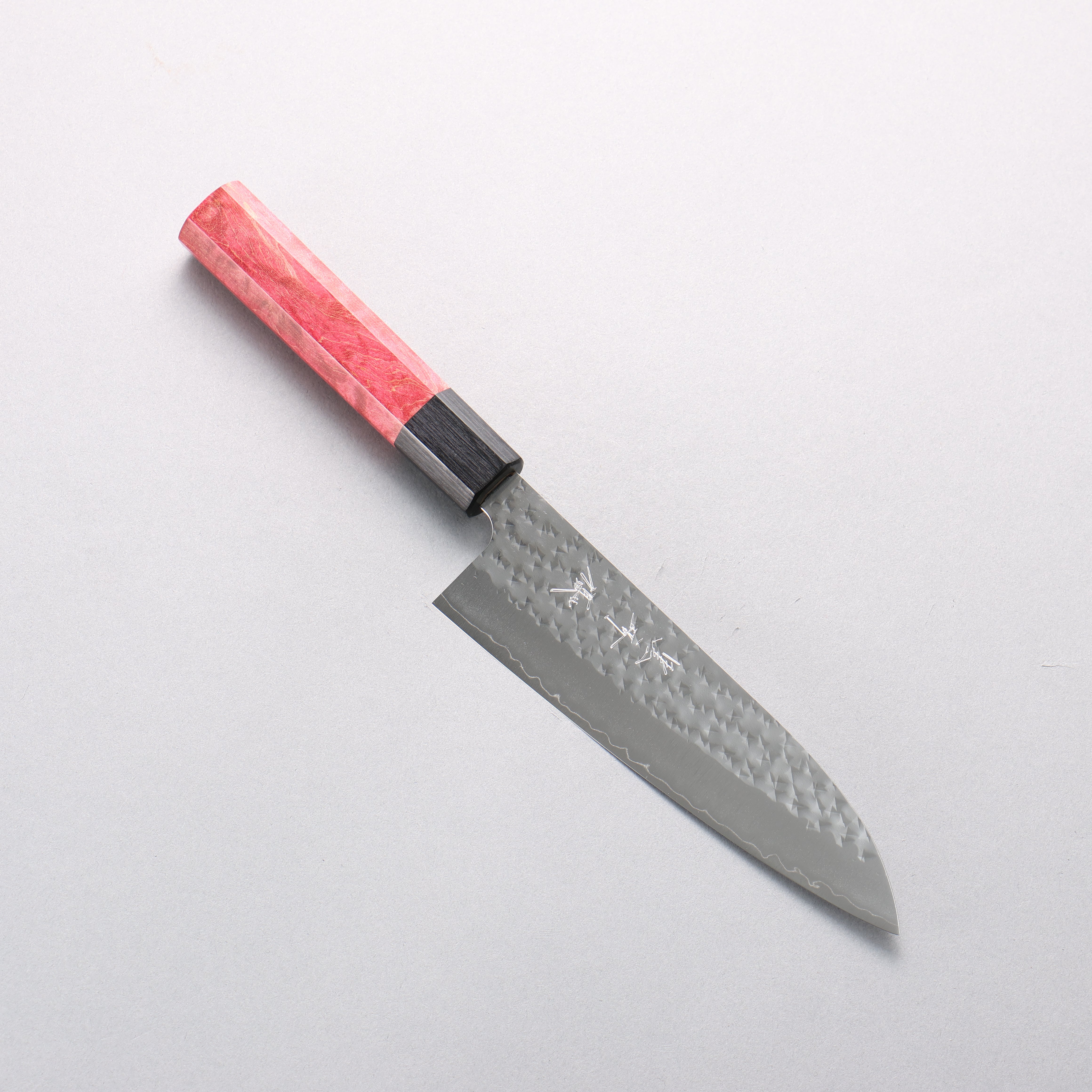 Yu Kurosaki Senko Ryu SG2 Hammered Small Santoku 150mm Red Stabilized Wood Handle - Seisuke Knife