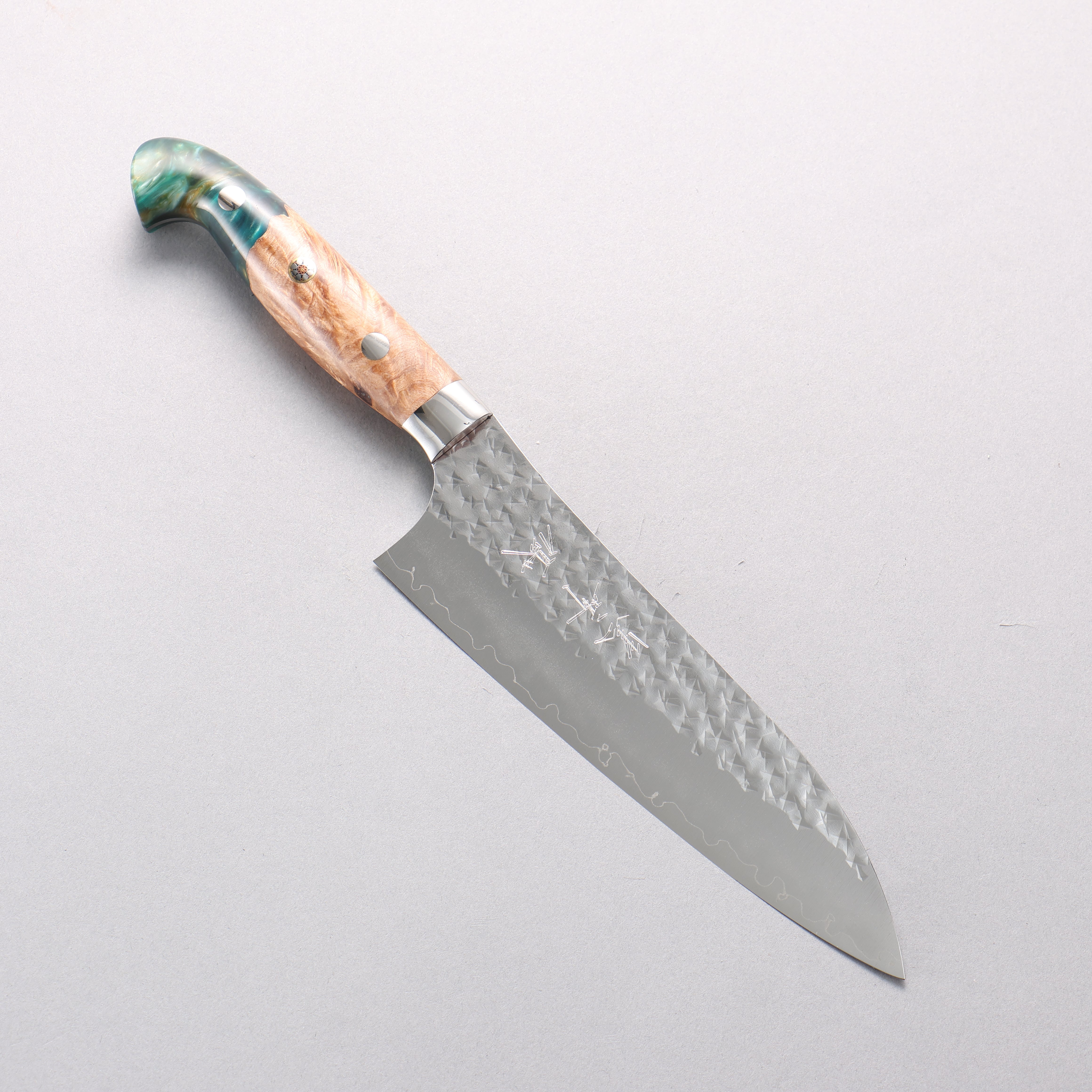 Yu Kurosaki Senko Ryu SG2 Hammered Santoku 170mm Green and Wood Pattern Acrylic Handle - Seisuke Knife