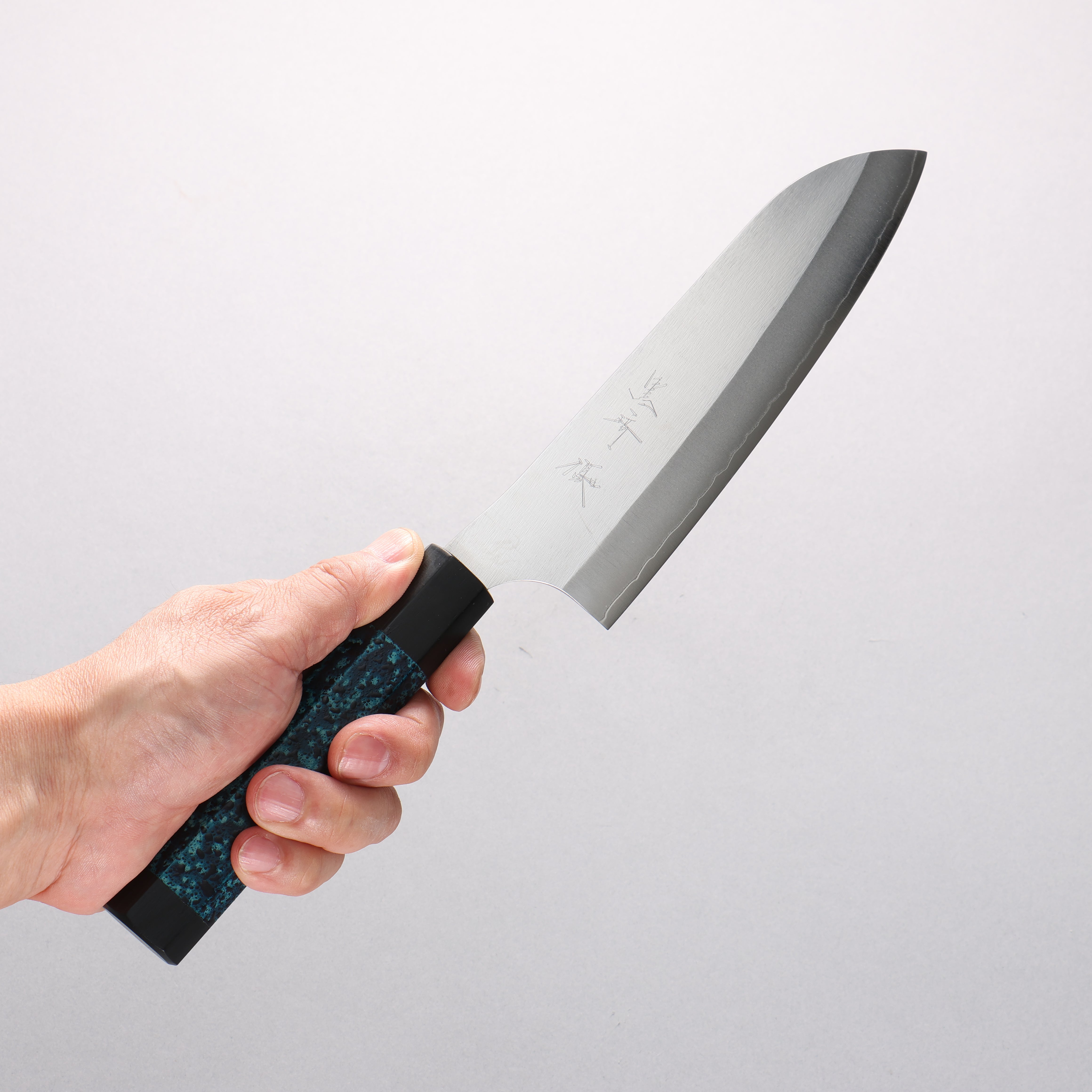 Yu Kurosaki New Gekko VG-XEOS Santoku 170mm Indigo Lacquered (Tenmoku) Handle with Sheath - Seisuke Knife