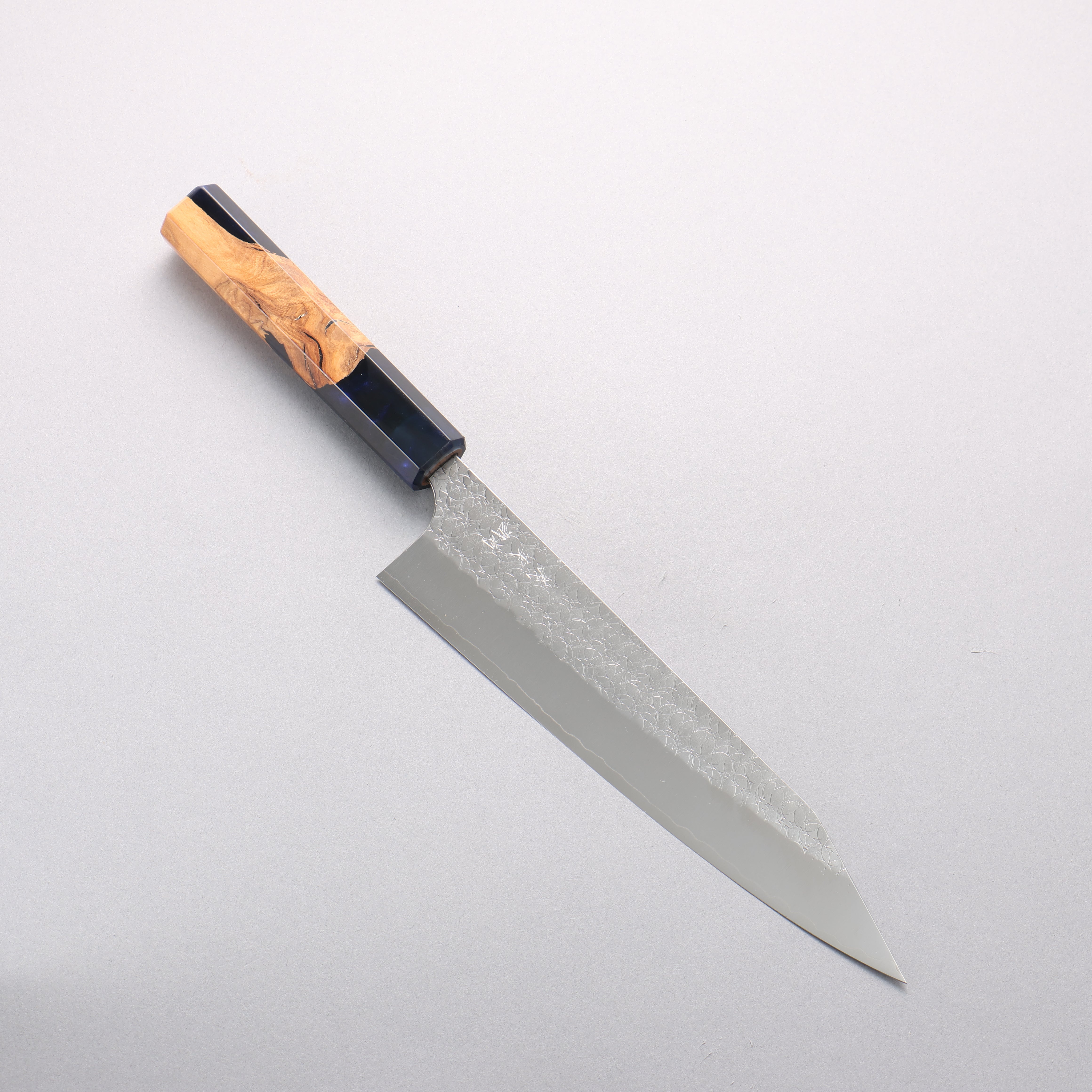 Yoshimi Kato Minamo SG2 Hammered Kiritsuke Gyuto 210mm Olive Tree and Blue Resin Handle - Seisuke Knife