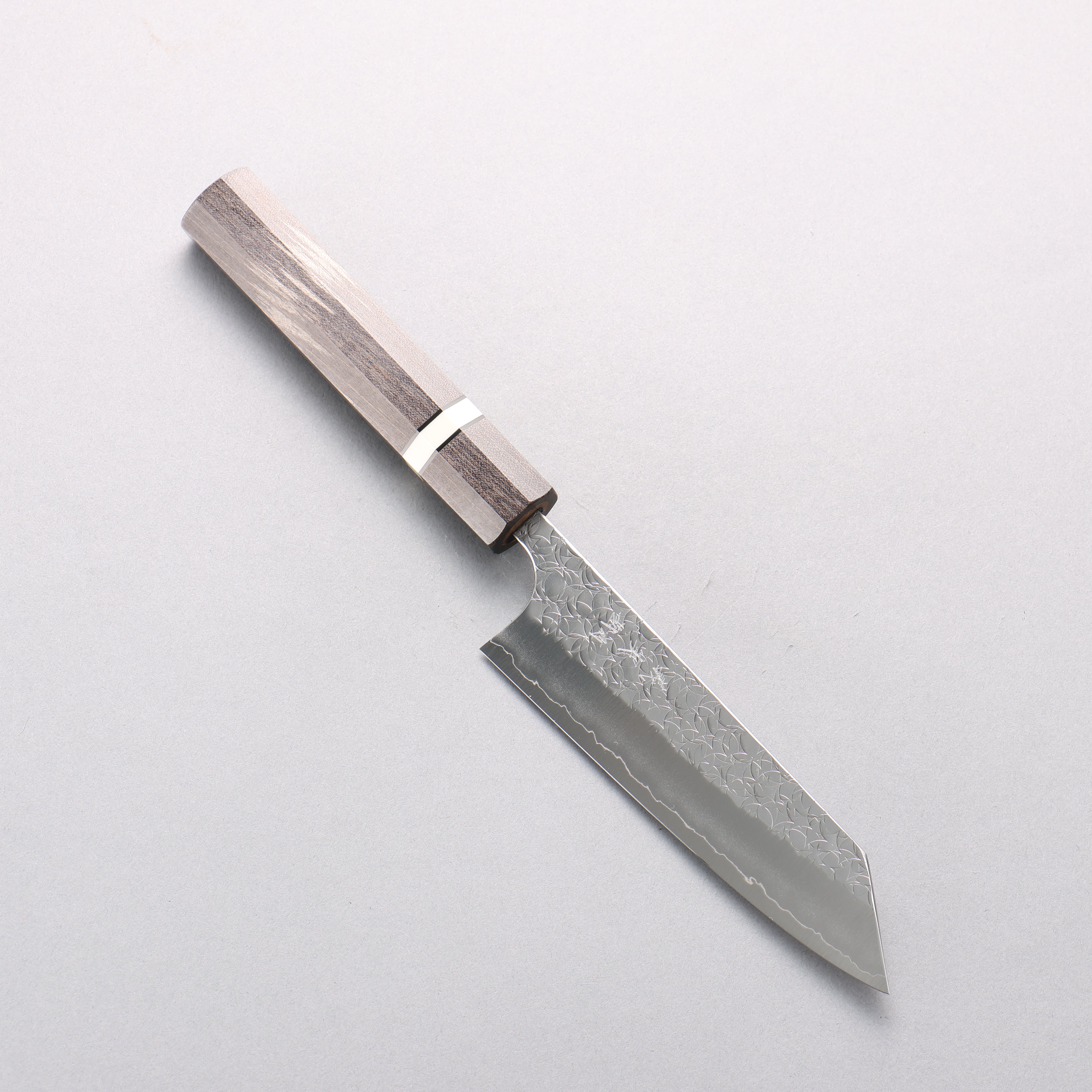 Yoshimi Kato Minamo SG2 Hammered Small Bunka 130mm Gray Stabilized Wood (White Ring) Handle - Seisuke Knife