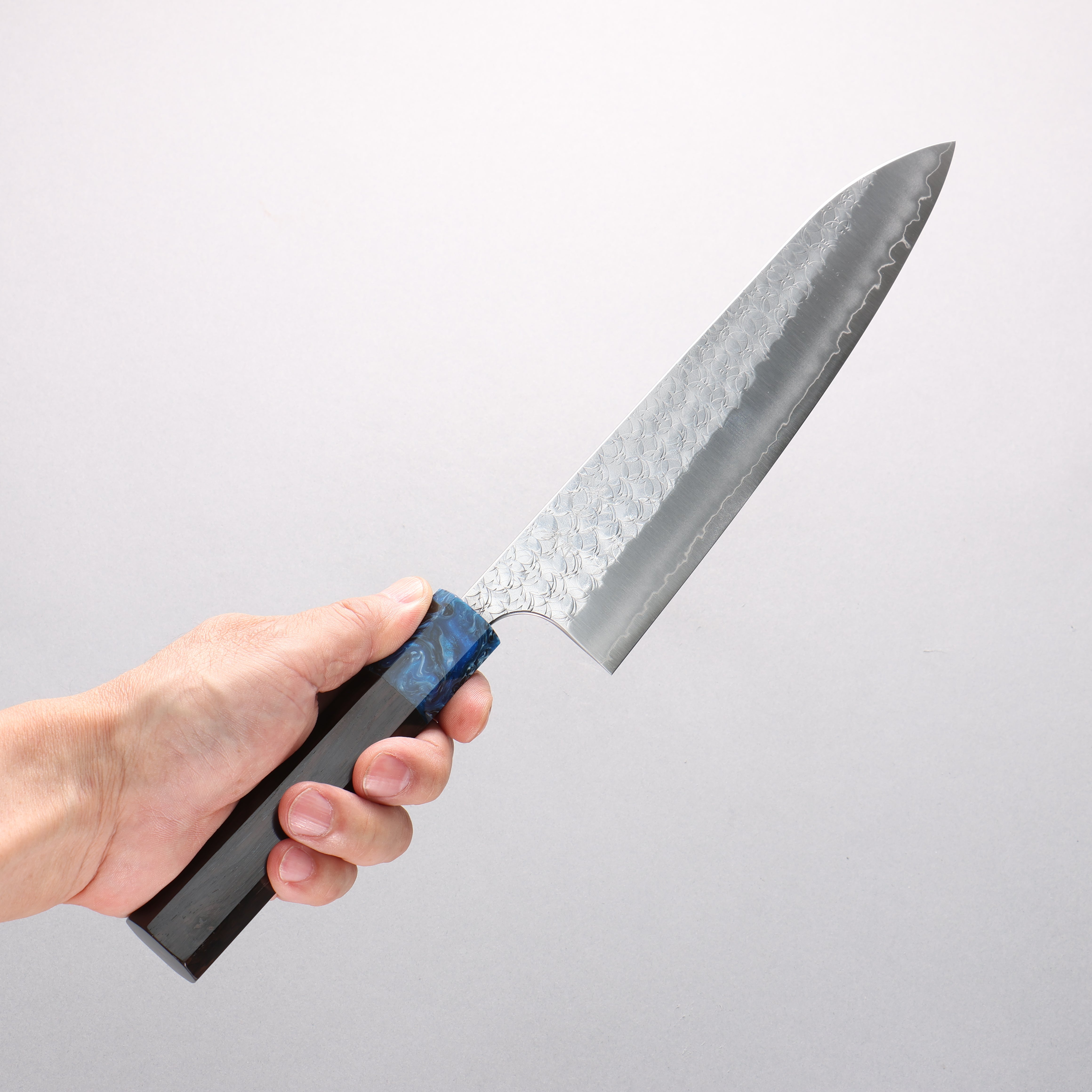 Yoshimi Kato Minamo SG2 Hammered Gyuto 210mm Ebony & Blue Marble Resin Handle - Seisuke Knife