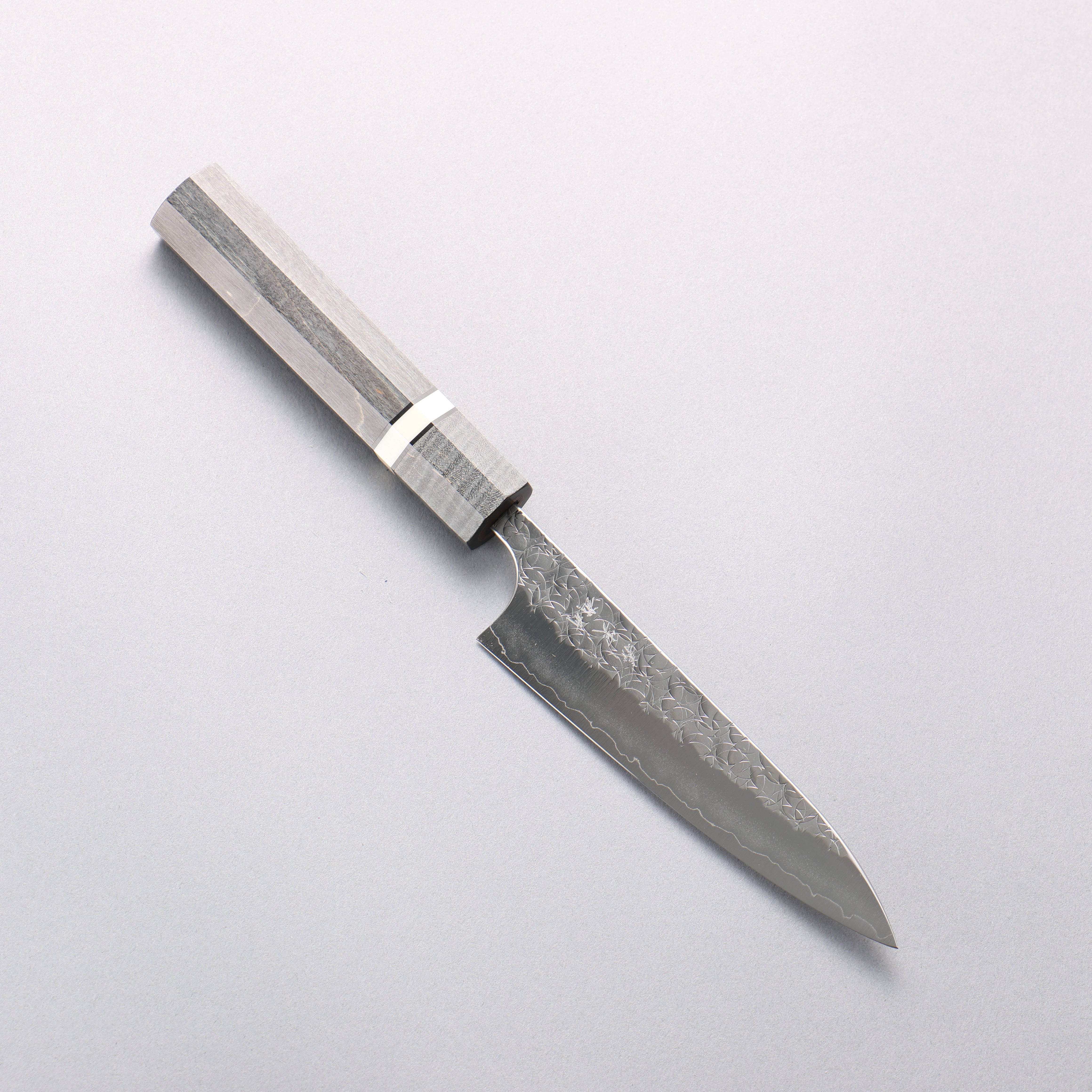 Yoshimi Kato Minamo SG2 Hammered Petty-Utility 120mm Gray Stabilized Wood (White Ring) Handle - Seisuke Knife