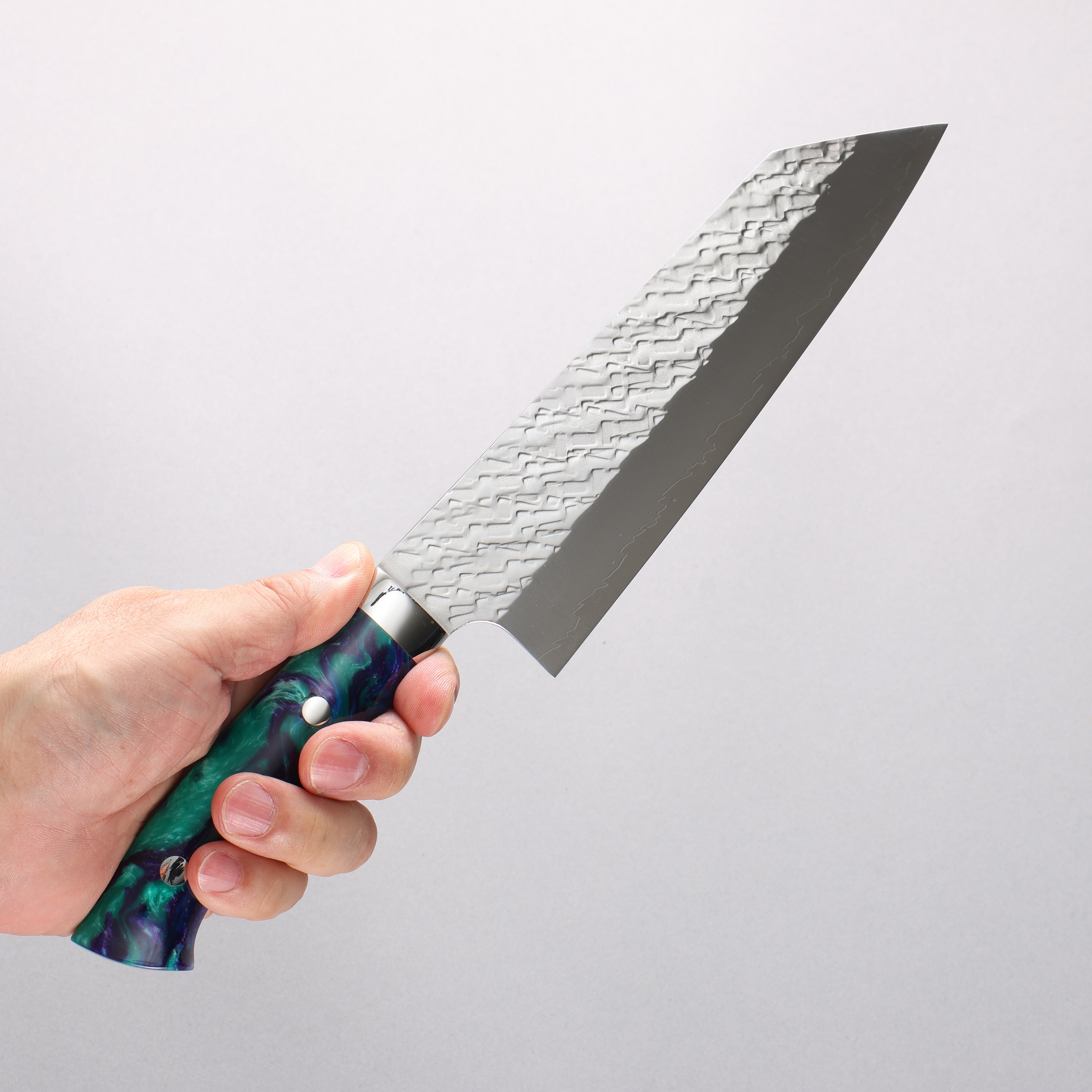 Takeshi Saji SPG STRIX Hammered Migaki Finished Bunka 180mm Blue/Green/Purple Acrylic Handle - Seisuke Knife