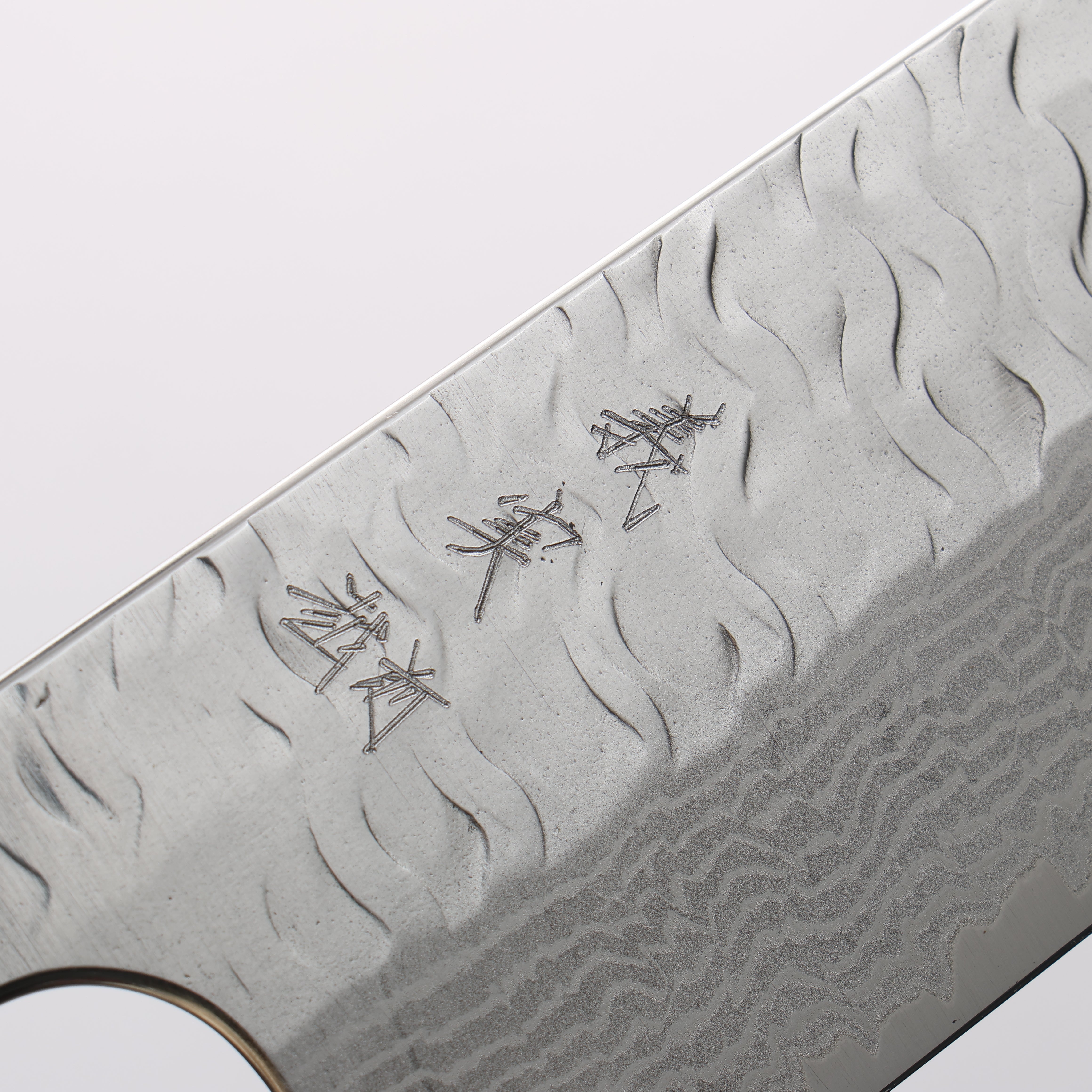 Yoshimi Kato Nami VG-XEOS Hammered Damascus Santoku 170mm Olive Tree and Blue Resin Handle - Seisuke Knife