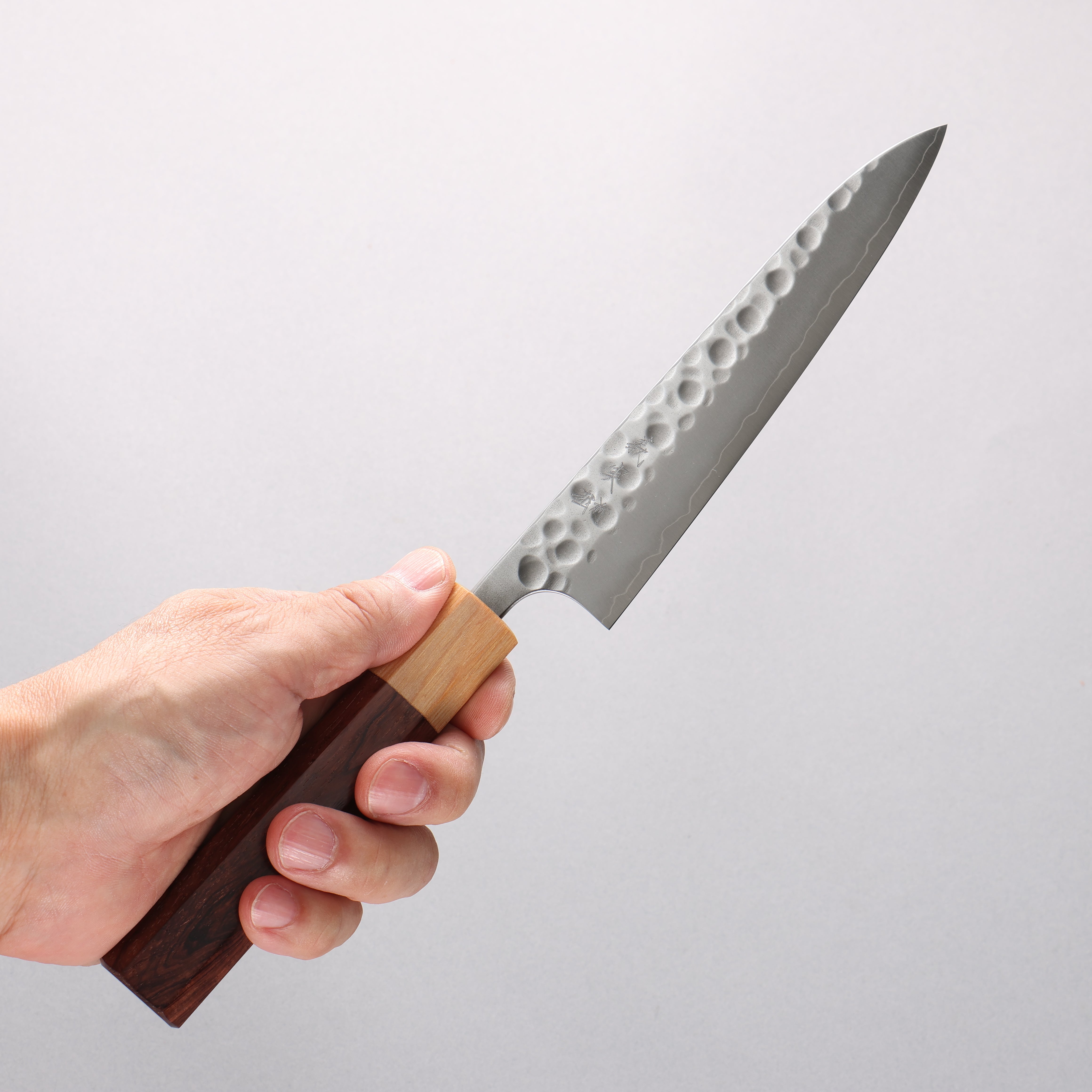 Yoshimi Kato Silver Steel No.3 Hammered Petty-Utility 150mm Honduras (ferrule: White Pakka wood) Handle - Seisuke Knife