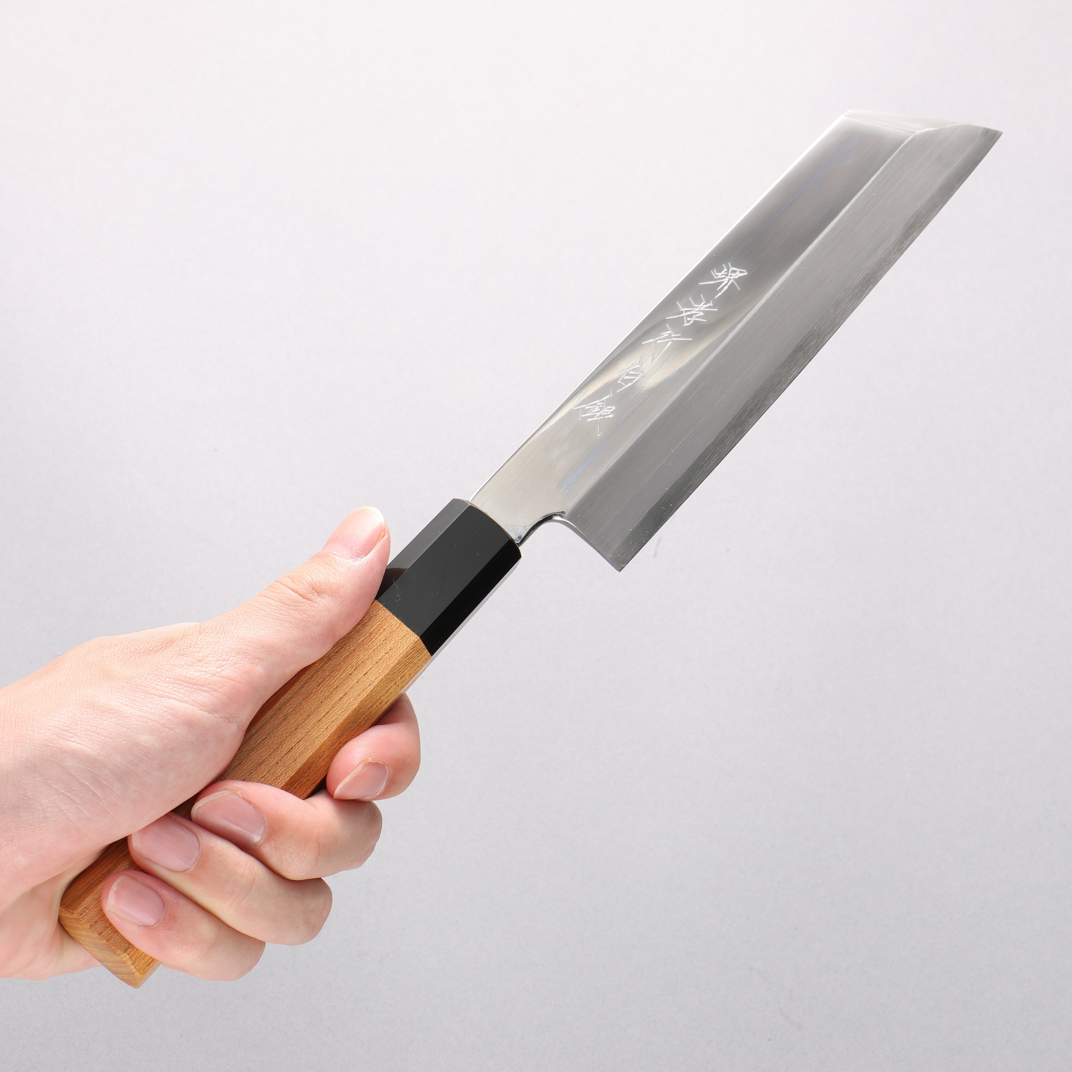 Sakai Takayuki Hakugin INOX Mirrored Finish Mukimono 180mm Yew Handle - Seisuke Knife