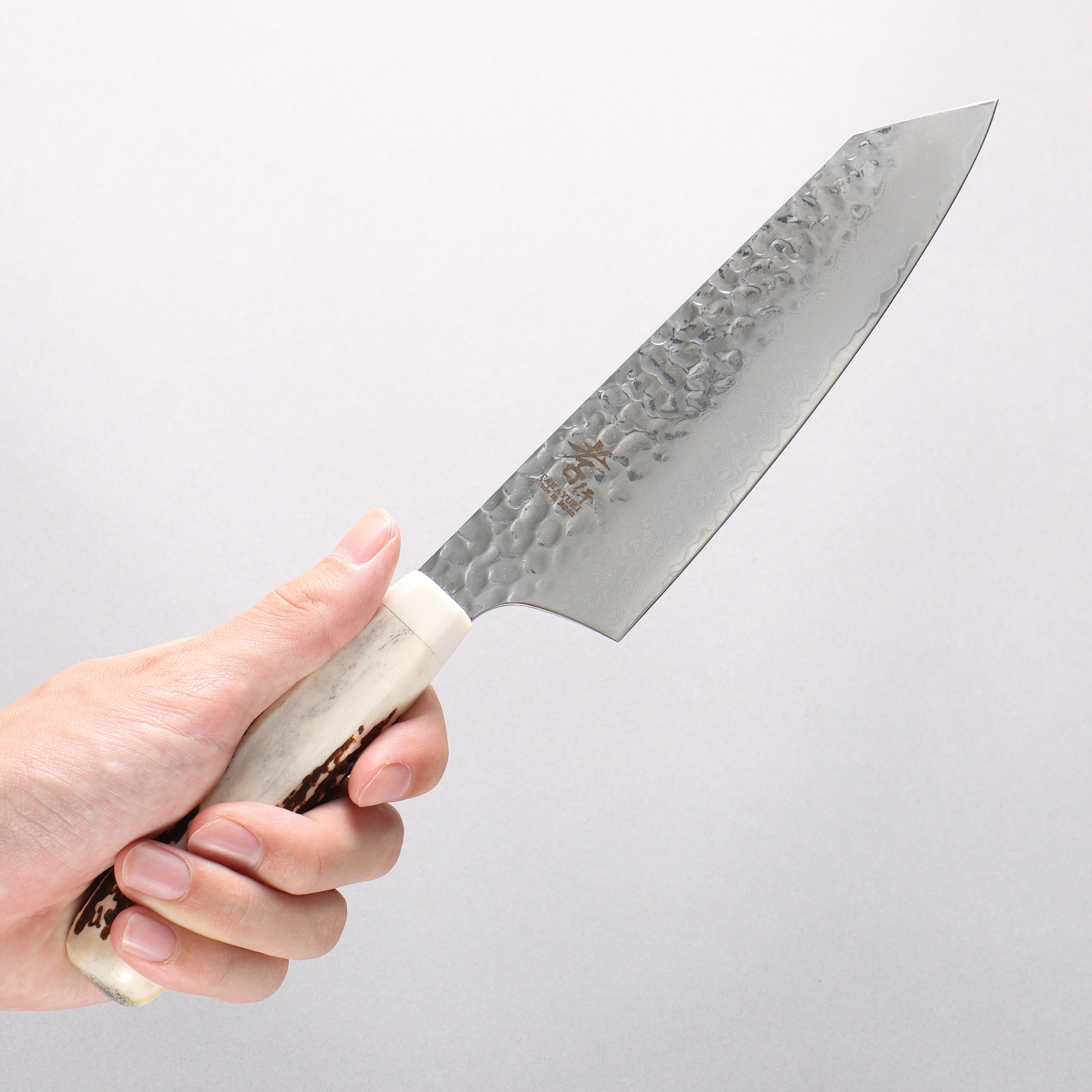 Sakai Takayuki VG10 33 Layer Damascus Kengata Santoku 160mm Cow Bone Handle with Sheath - Seisuke Knife