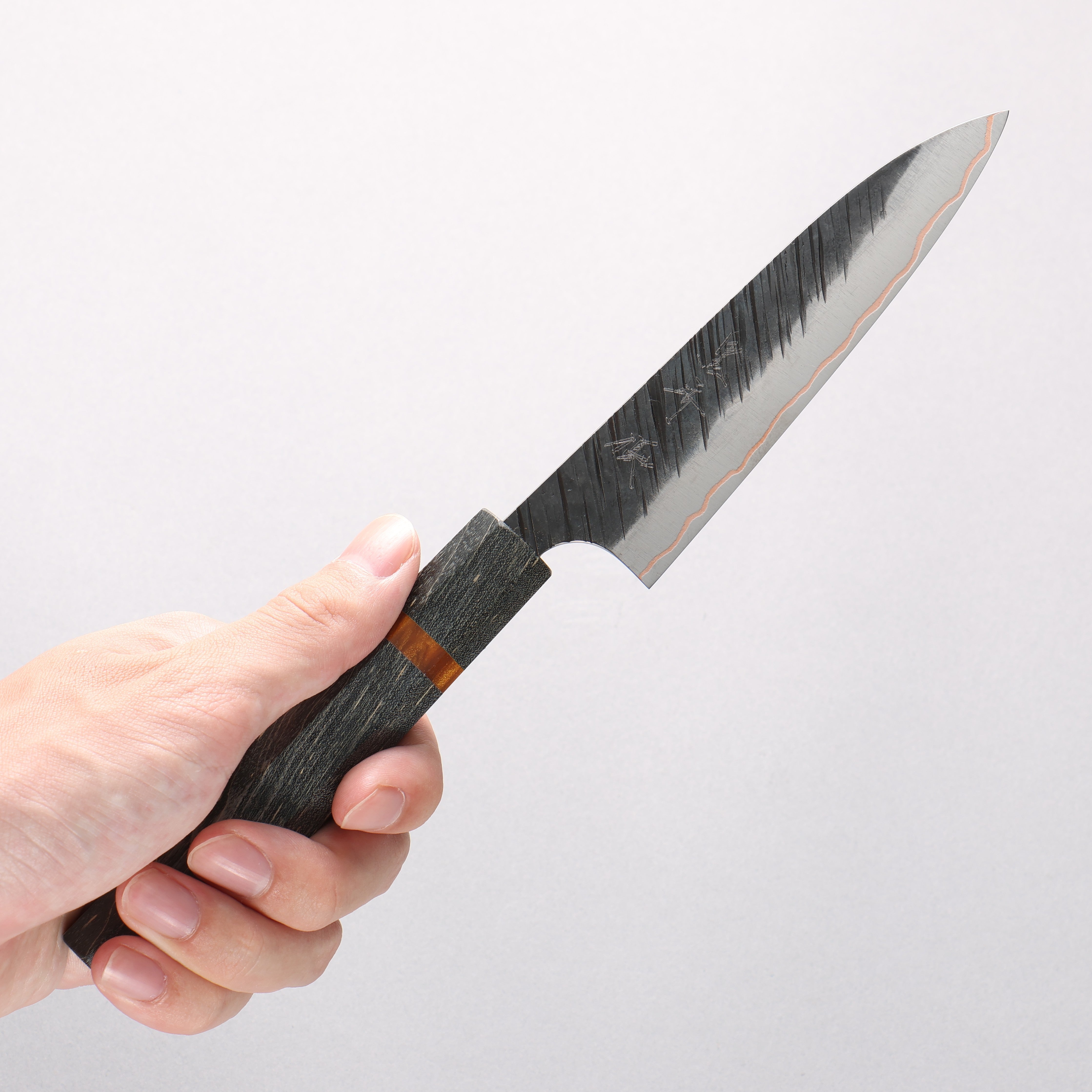 Yu Kurosaki Fujin V-Toku2 Hammered Black Finished Petty-Utility 120mm Stabilized wood (With Acrylic Ring) Handle - Seisuke Knife