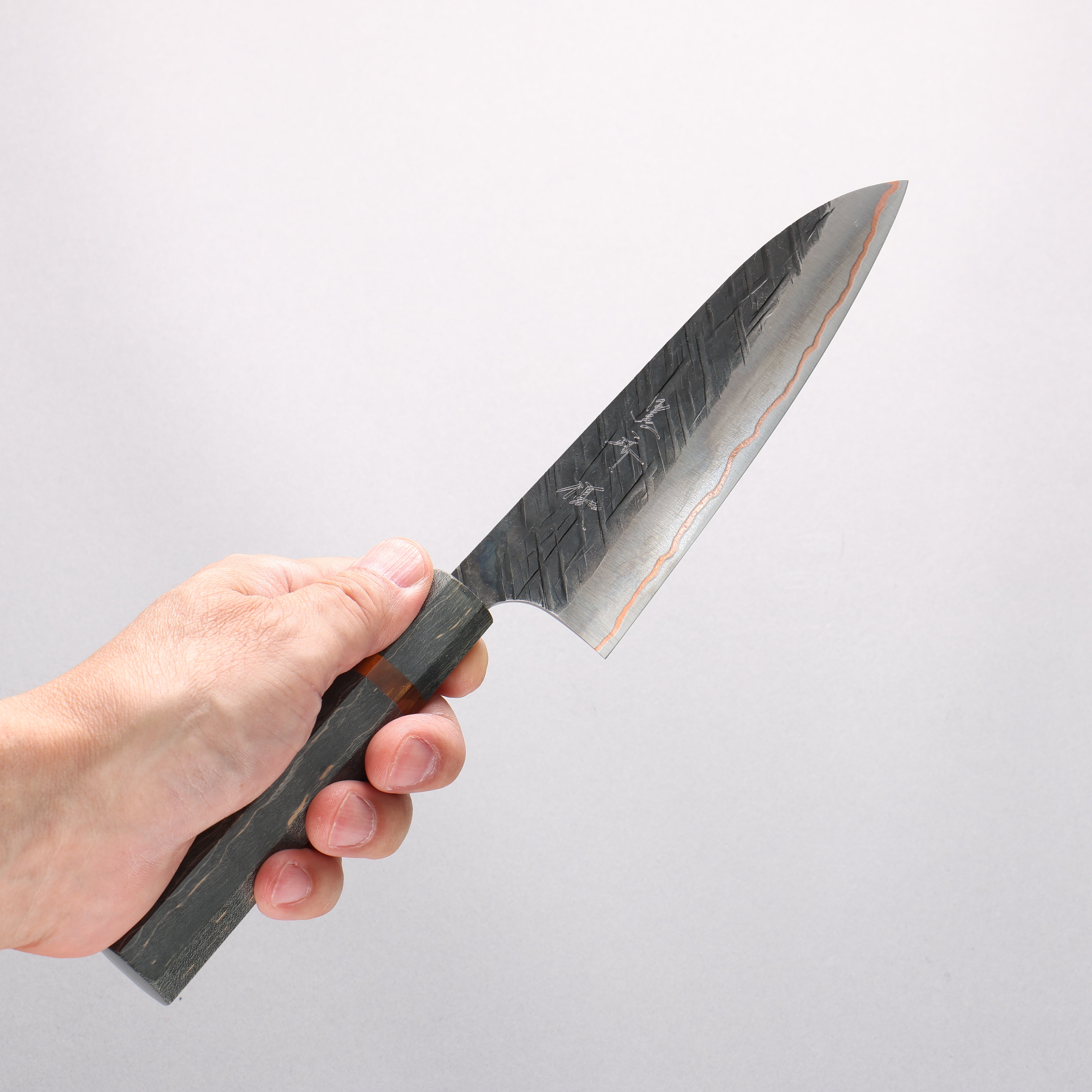 Yu Kurosaki Raijin V-Toku2 Hammered Black Finished Small Santoku 150mm Stabilized wood (With Acrylic Ring) Handle - Seisuke Knife