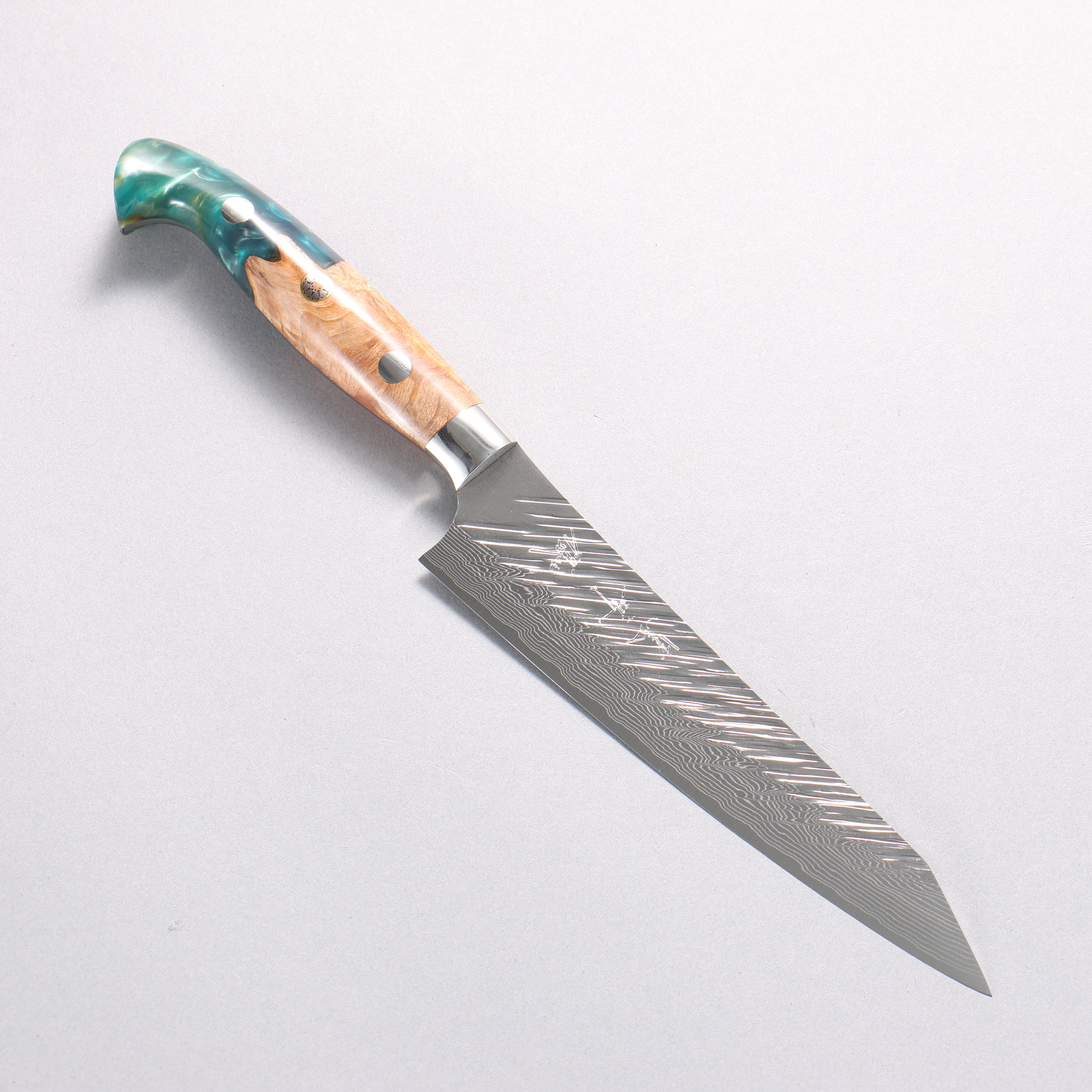 Yu Kurosaki Fujin SG2 Hammered Damascus Kiritsuke Petty-Utility 150mm Green and Wood Pattern Acrylic Handle - Seisuke Knife