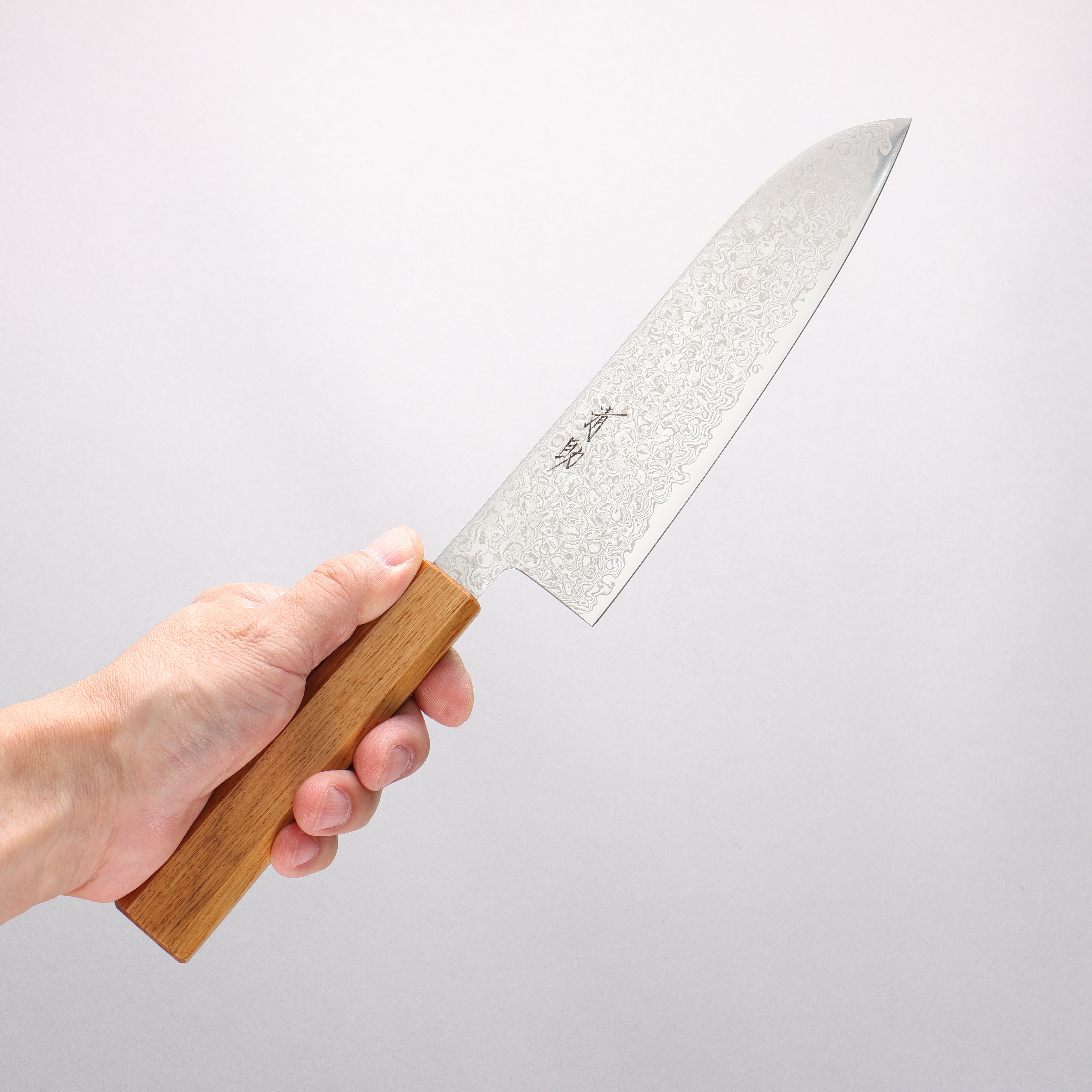 Seisuke ZA-18 Damascus Migaki Finished Santoku 180mm White Oak Handle - Seisuke Knife