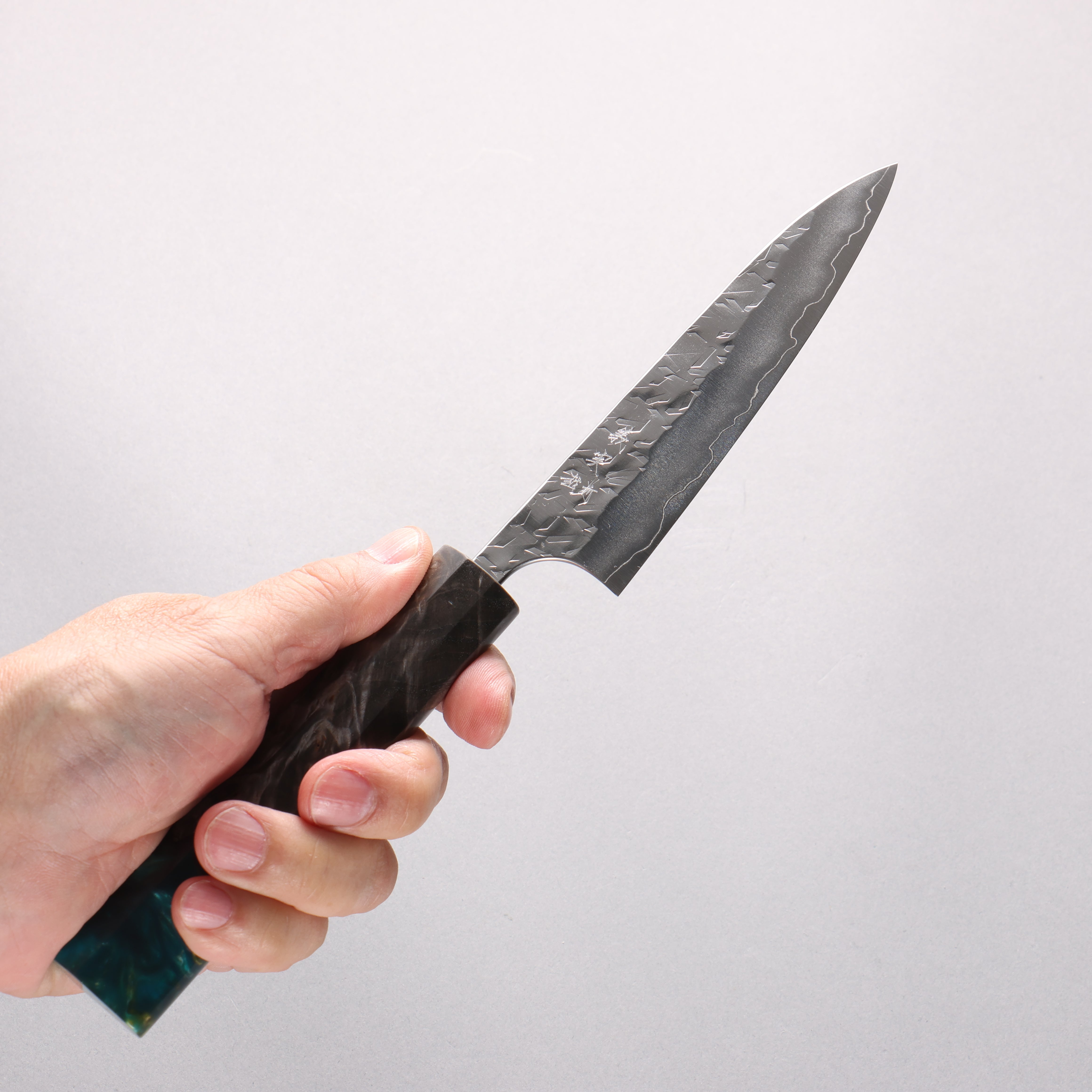 Yoshimi Kato Hyo SG2 Hammered Petty-Utility 120mm Stabilized Birch with Emerald Green Resin Handle - Seisuke Knife