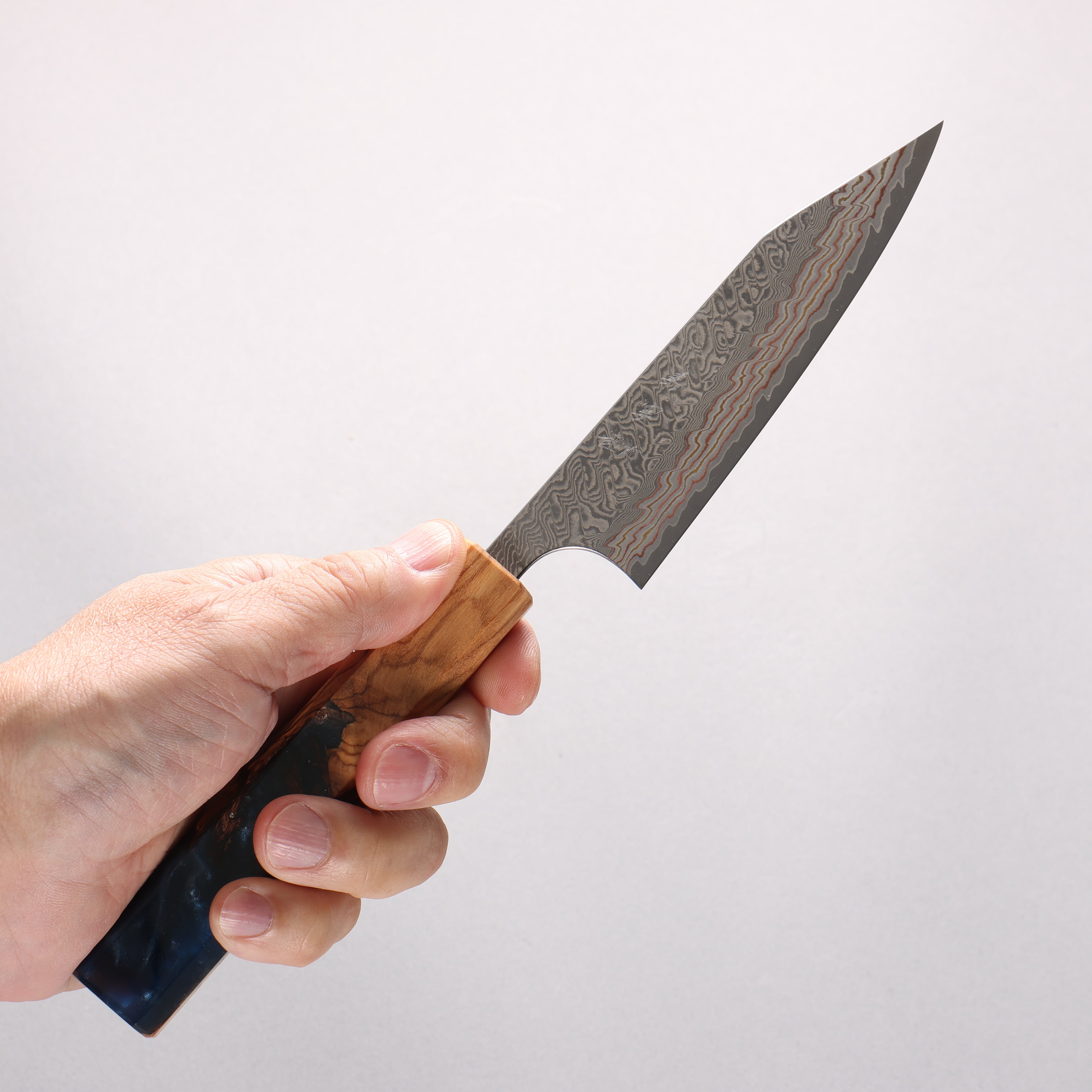 Yoshimi Kato VG10w Colored Damascus Kiritsuke Petty-Utility 120mm Olive Tree and Blue Resin Handle - Seisuke Knife